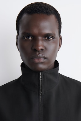 TAILORED FUNNEL-NECK WOOL GILET — CARBON 5