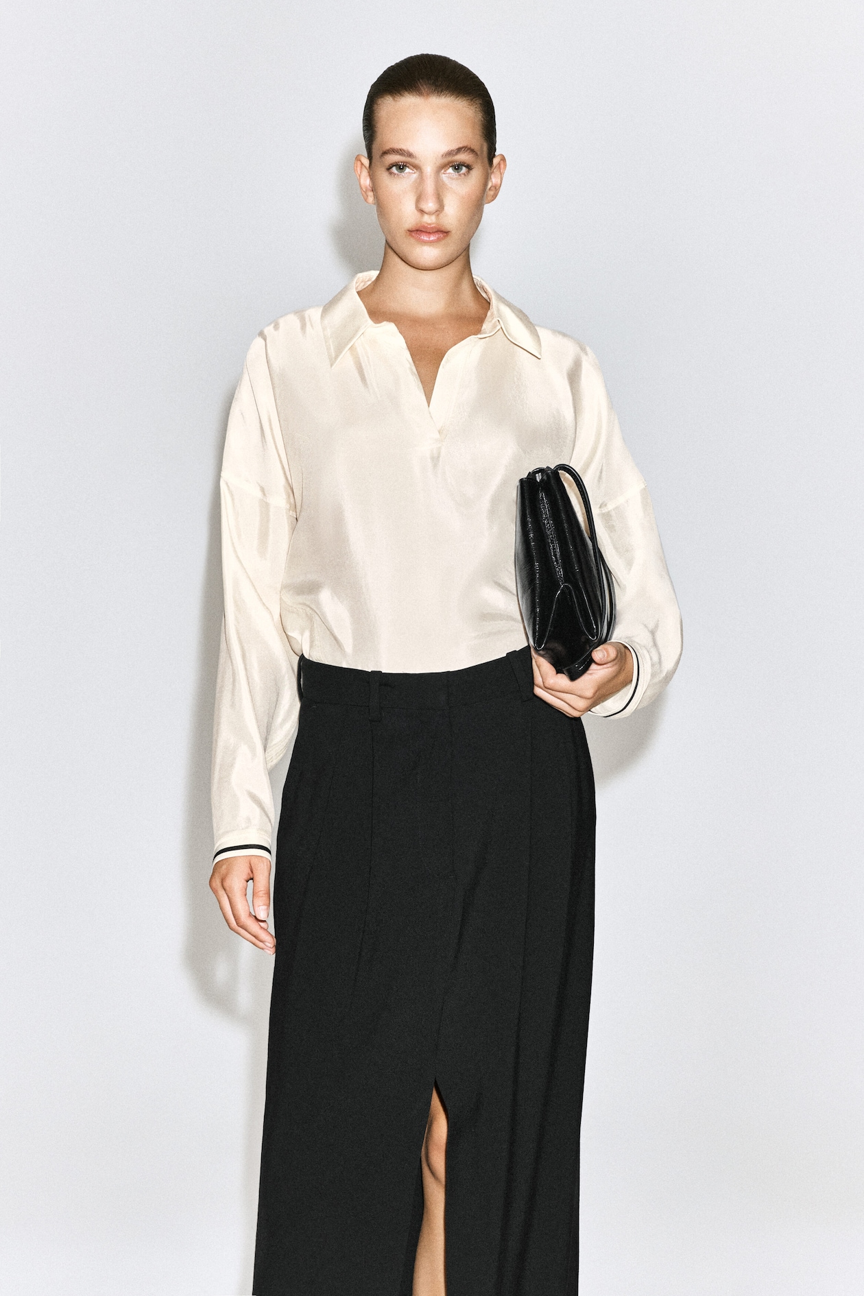CONTRAST-TIPPED SCULPTED OPEN-COLLAR SHIRT — IVORY