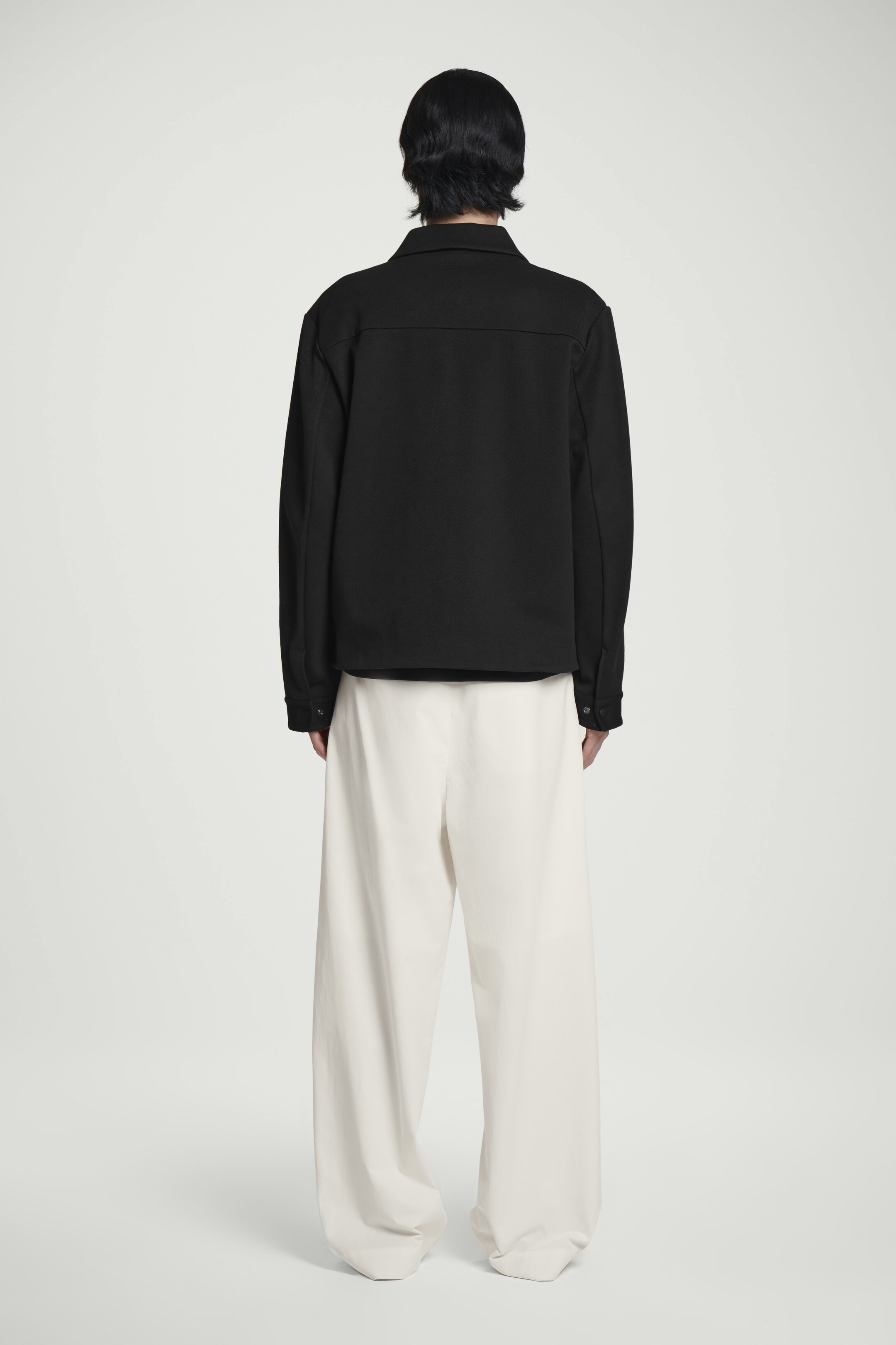 Nagyobb kép megtekintése: Jersey-twill ingdzseki - FEKETE - FÉRFI | H&M HU 4