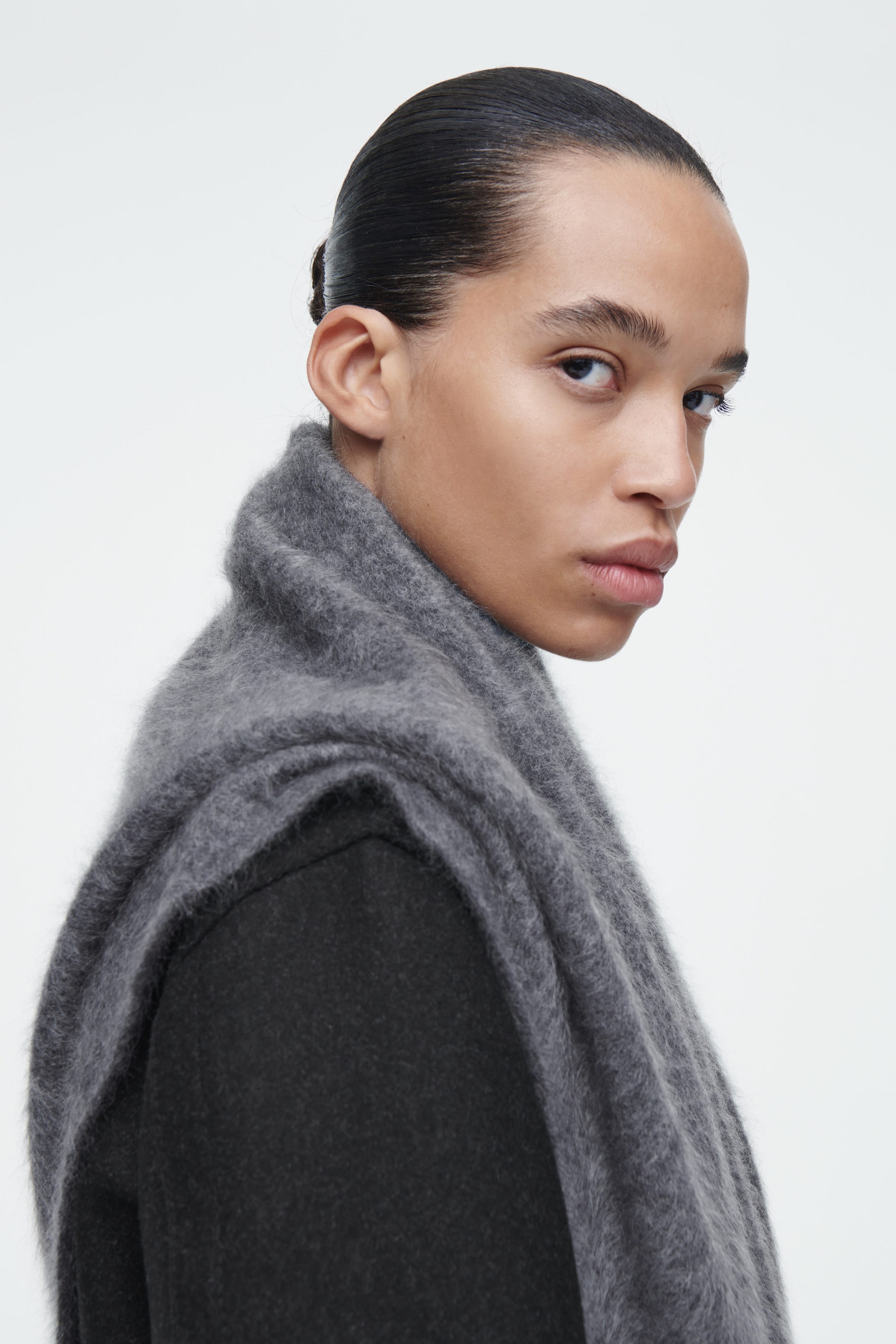PURE BRUSHED-CASHMERE TRIANGLE SCARF