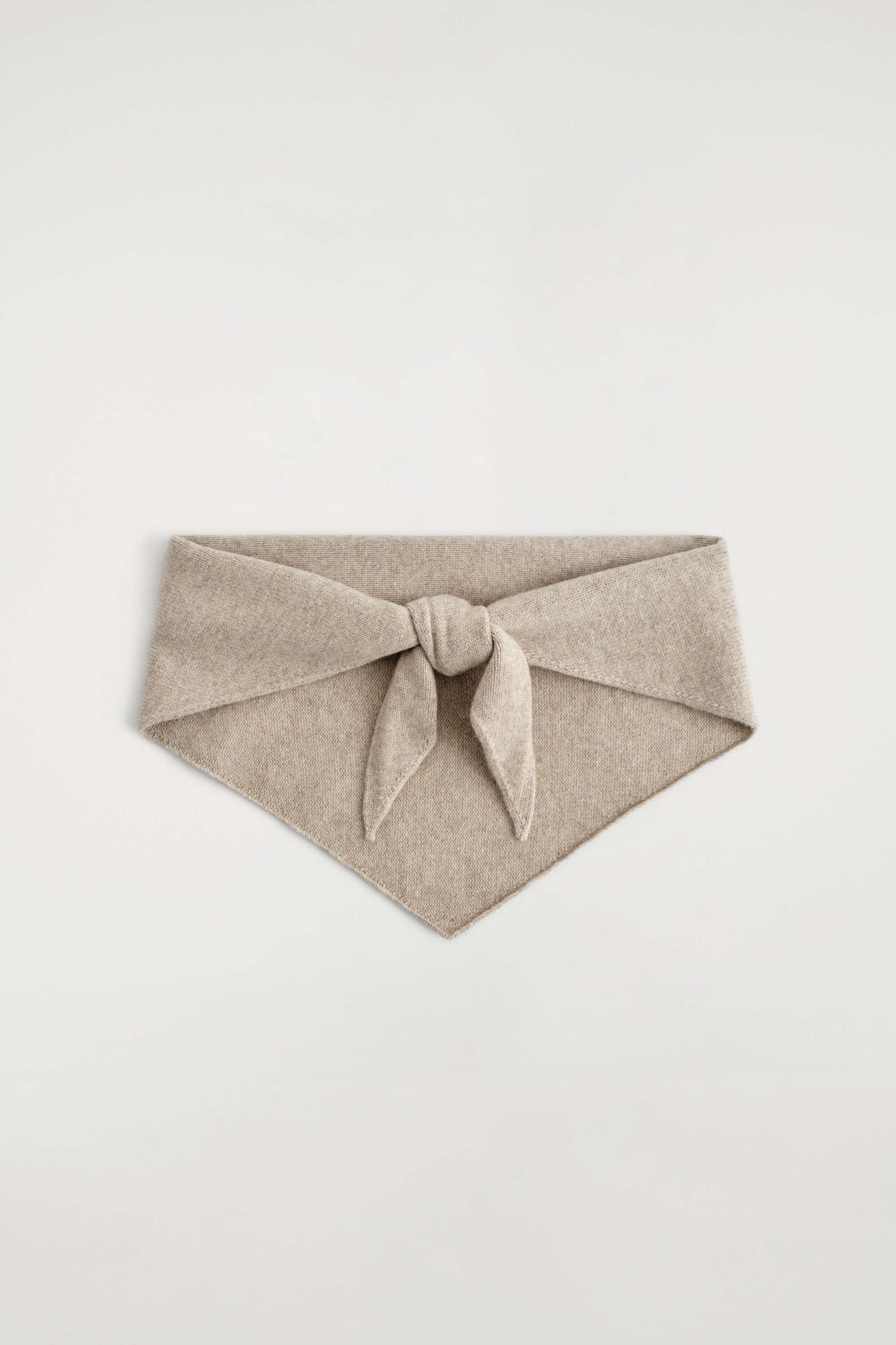 OVERSIZED WOOL TRIANGLE SCARF - BEIGE/DARK BROWN