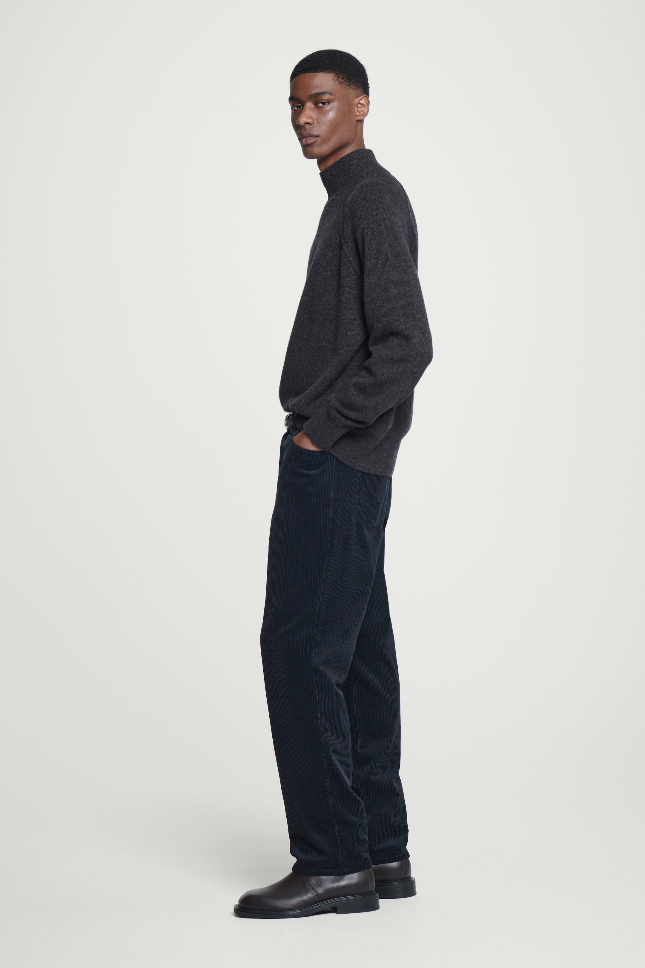 PURE CASHMERE FUNNEL-NECK JUMPER