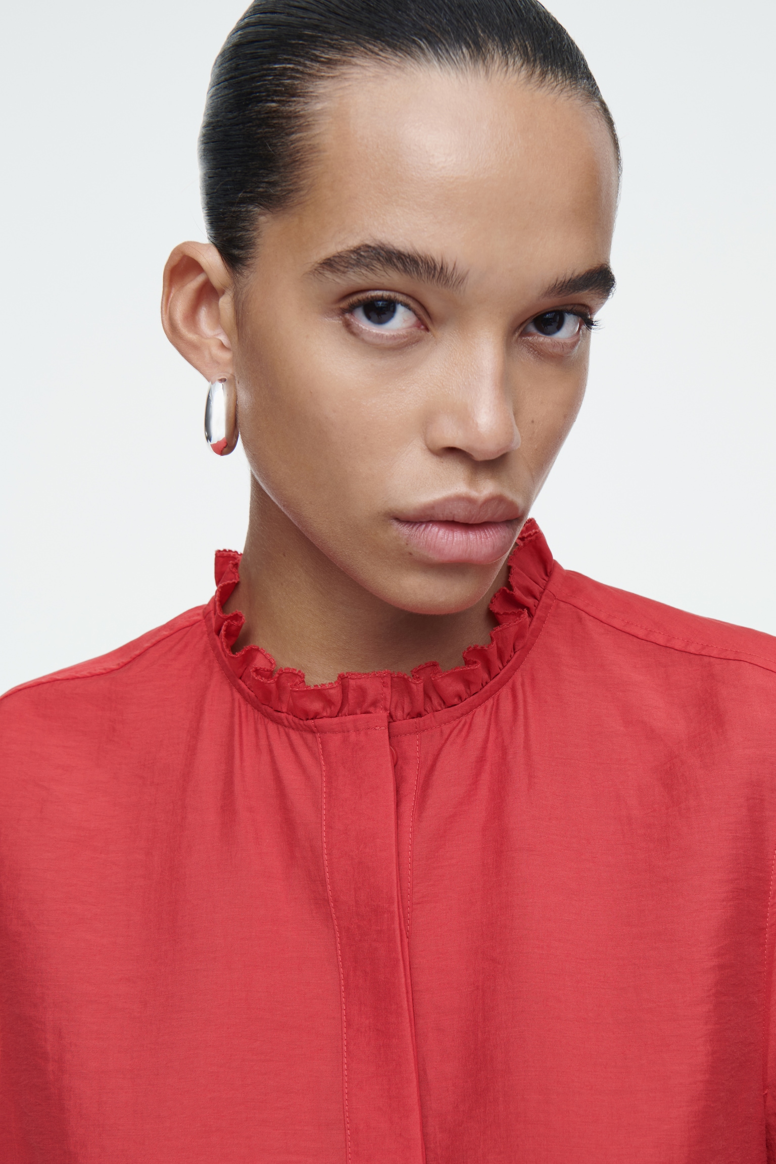 RUFFLE-COLLAR TEXTURED BLOUSE - RED - 6