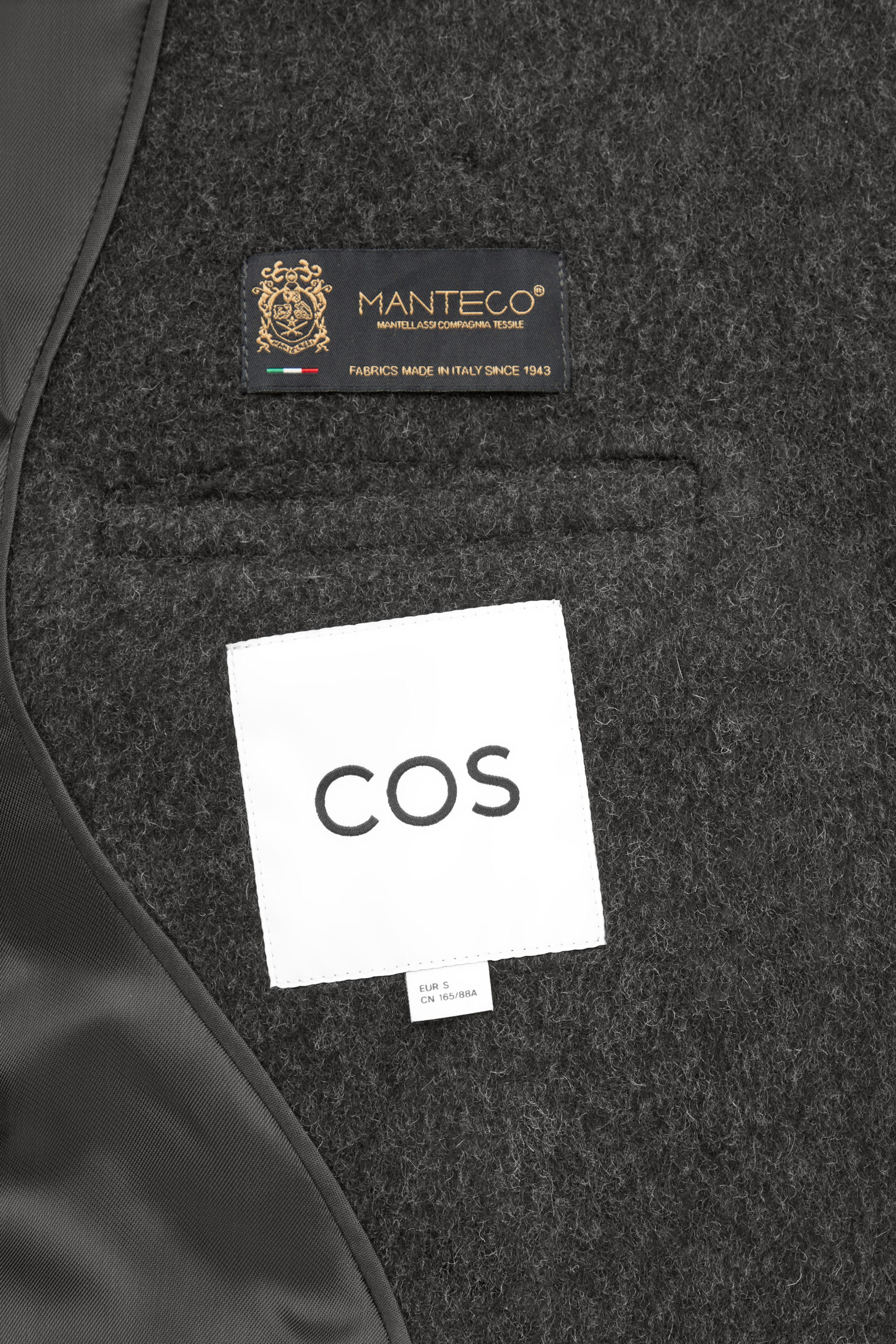 StillMedia/DescriptiveDetail