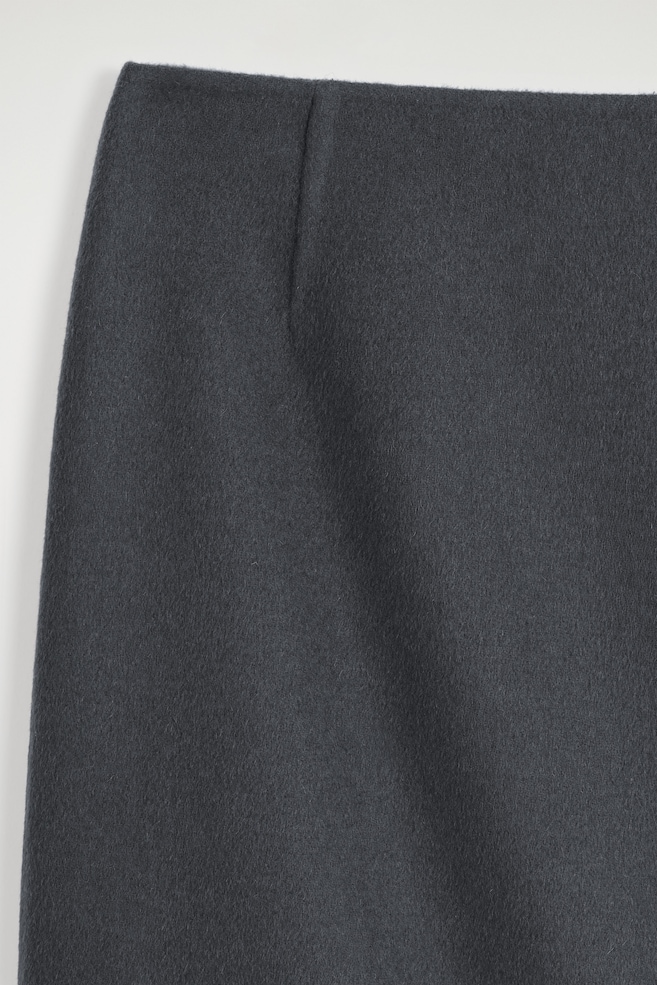 DOUBLE-FACED WOOL PENCIL SKIRT — STEEL