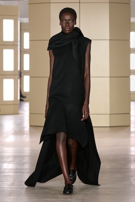 DROPPED-WAIST DOUBLE-FACED WOOL DRESS — CARBON 7