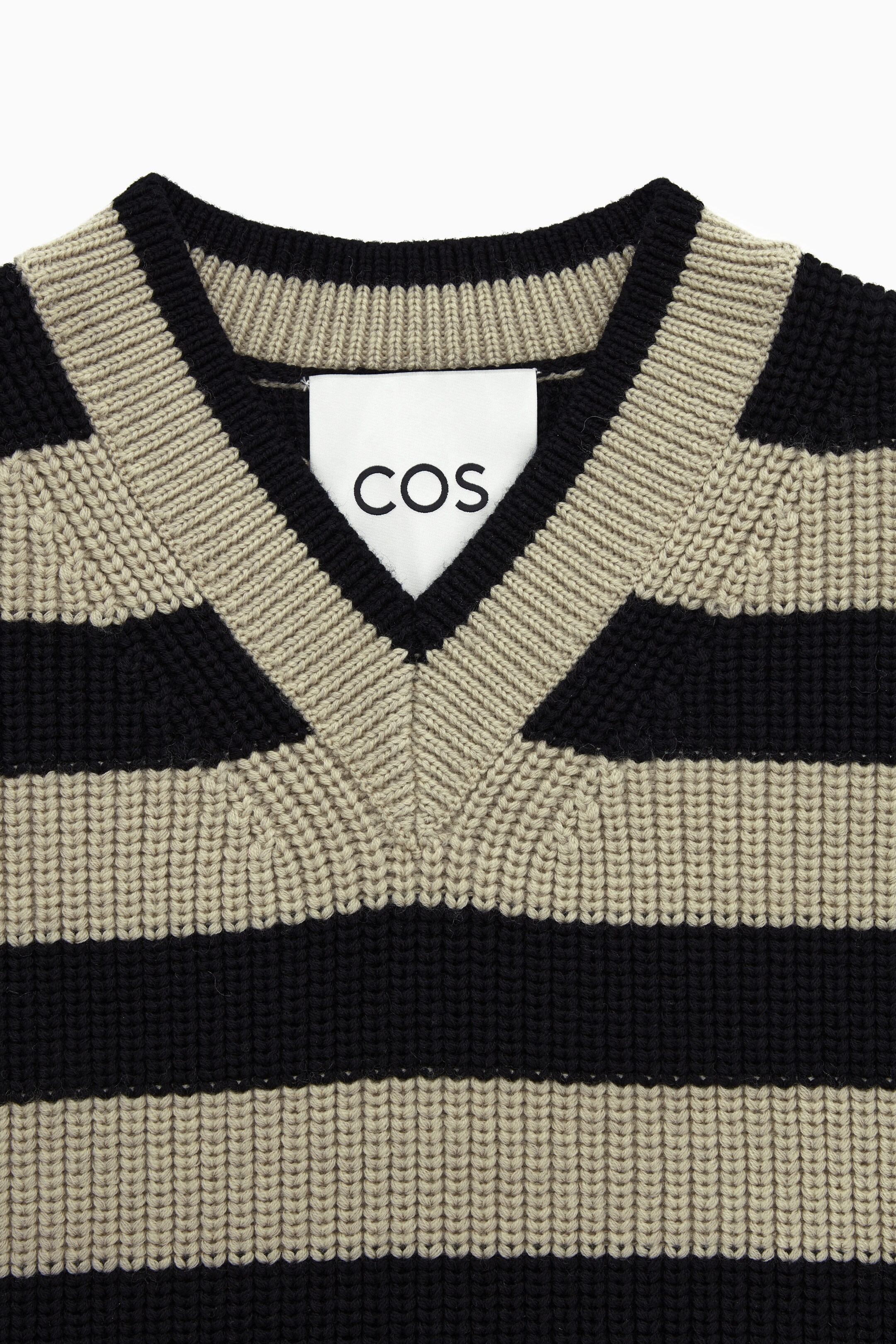 StillMedia/DescriptiveDetail