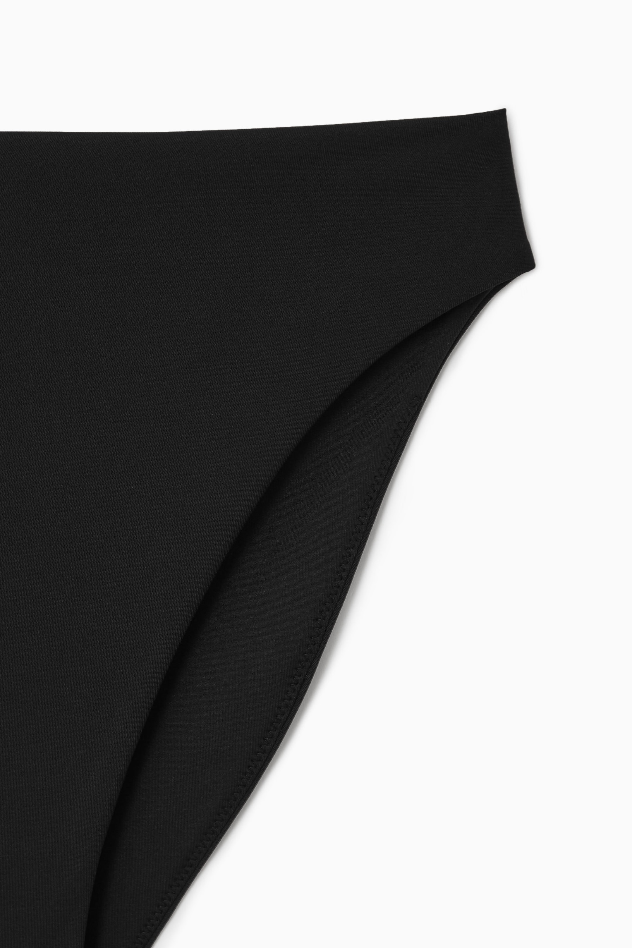 HIGH-LEG BIKINI BRIEFS
