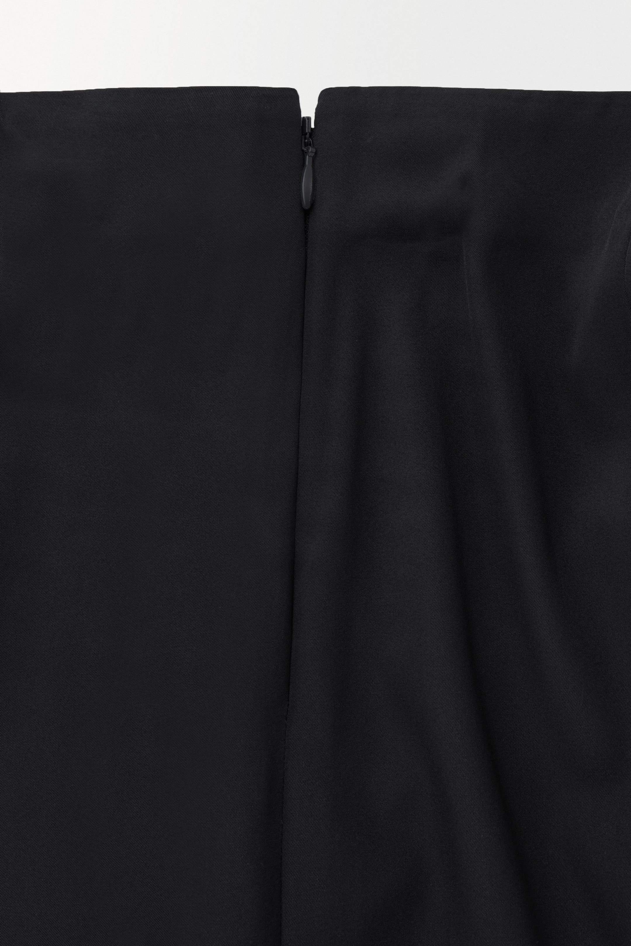 StillMedia/DescriptiveDetail