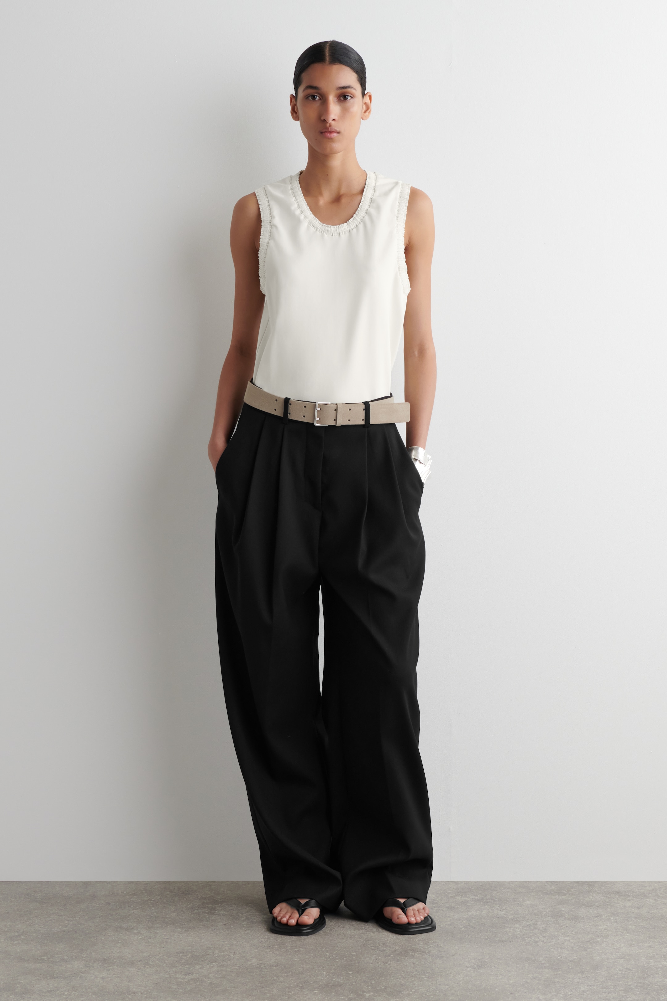 Se større billede: RYNKET TANKTOP I BOMULD - ECRU - DAME | H&M DK 2