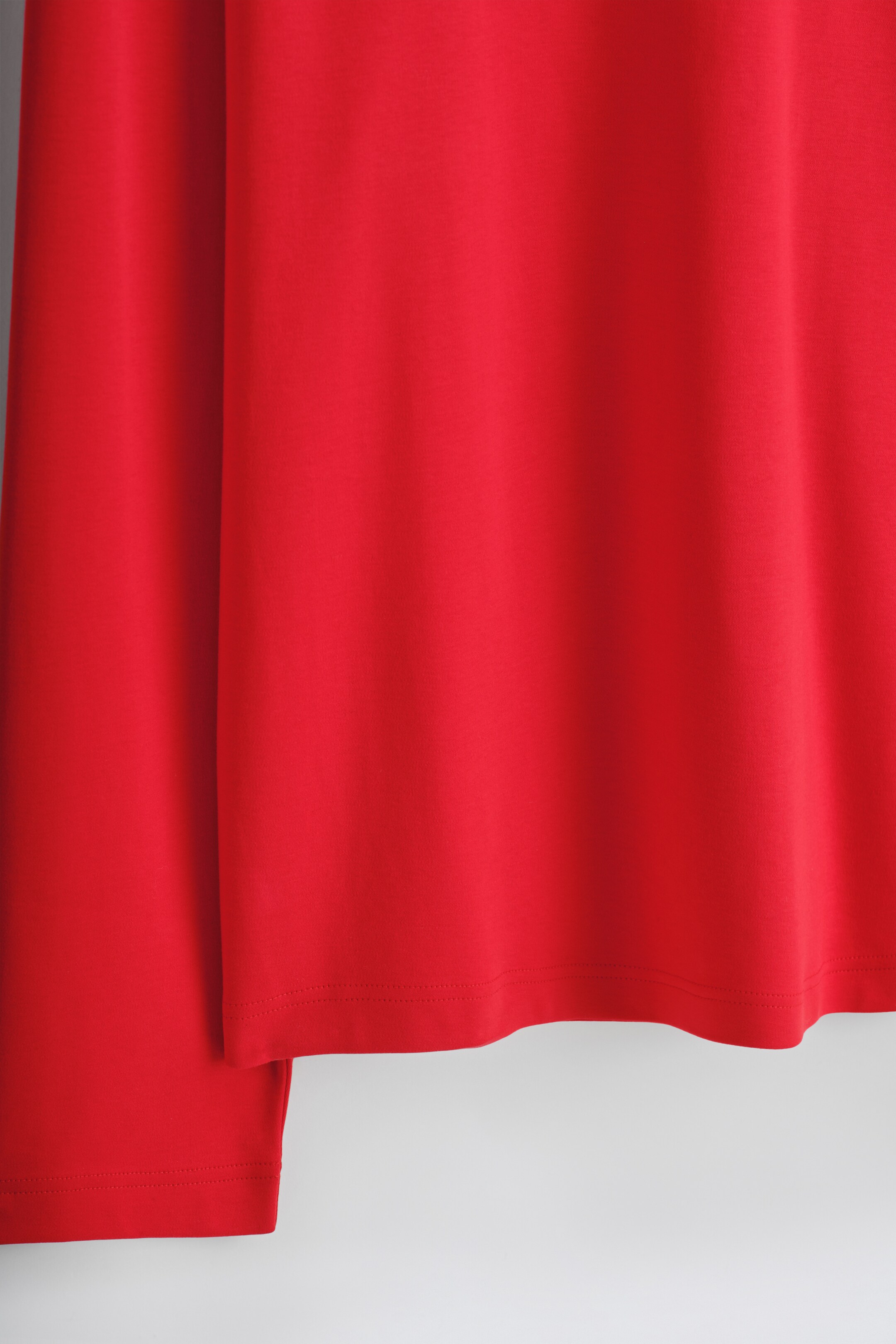 Ingrandisci l'immagine: RELAXED JERSEY INTERLOCK LONG-SLEEVED T-SHIRT - RED - UOMO | H&M CH 7