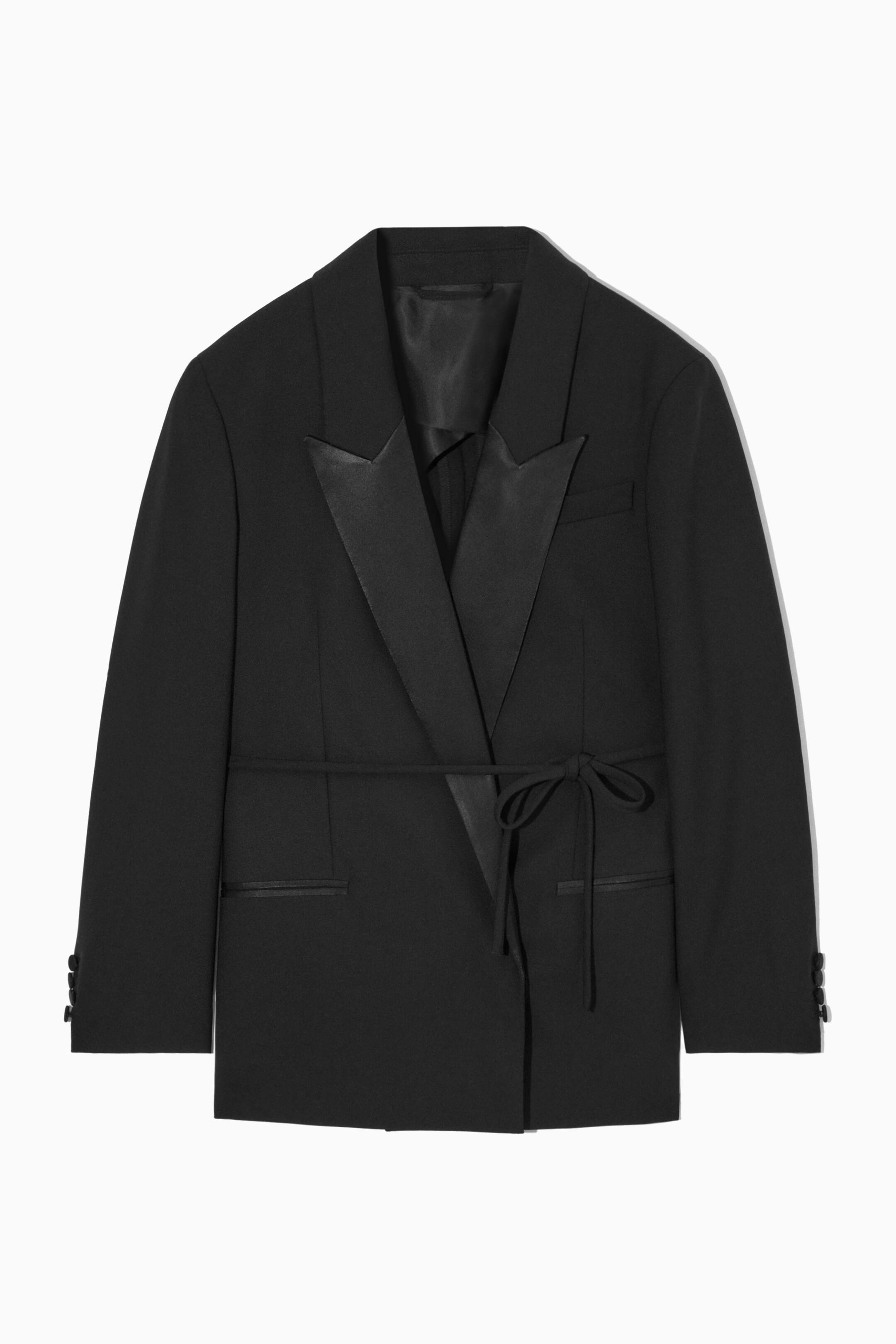 Grotere afbeelding bekijken: RELAXED BELTED SATIN-LAPEL TUXEDO BLAZER - BLACK - DAMES | H&M NL 1