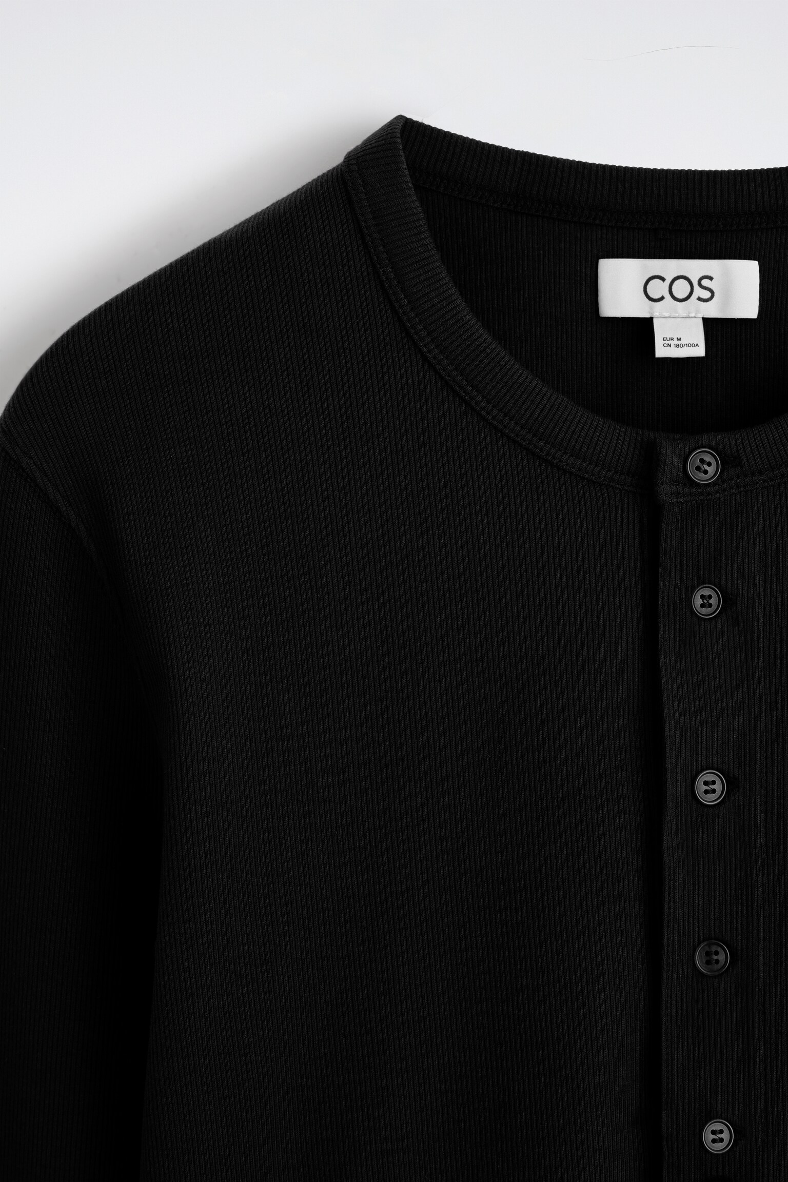 SCHMALES, GERIPPTES LANGARMSHIRT AUS BAUMWOLLE - SCHWARZ/CREMEWEISS/BRAUN - 7