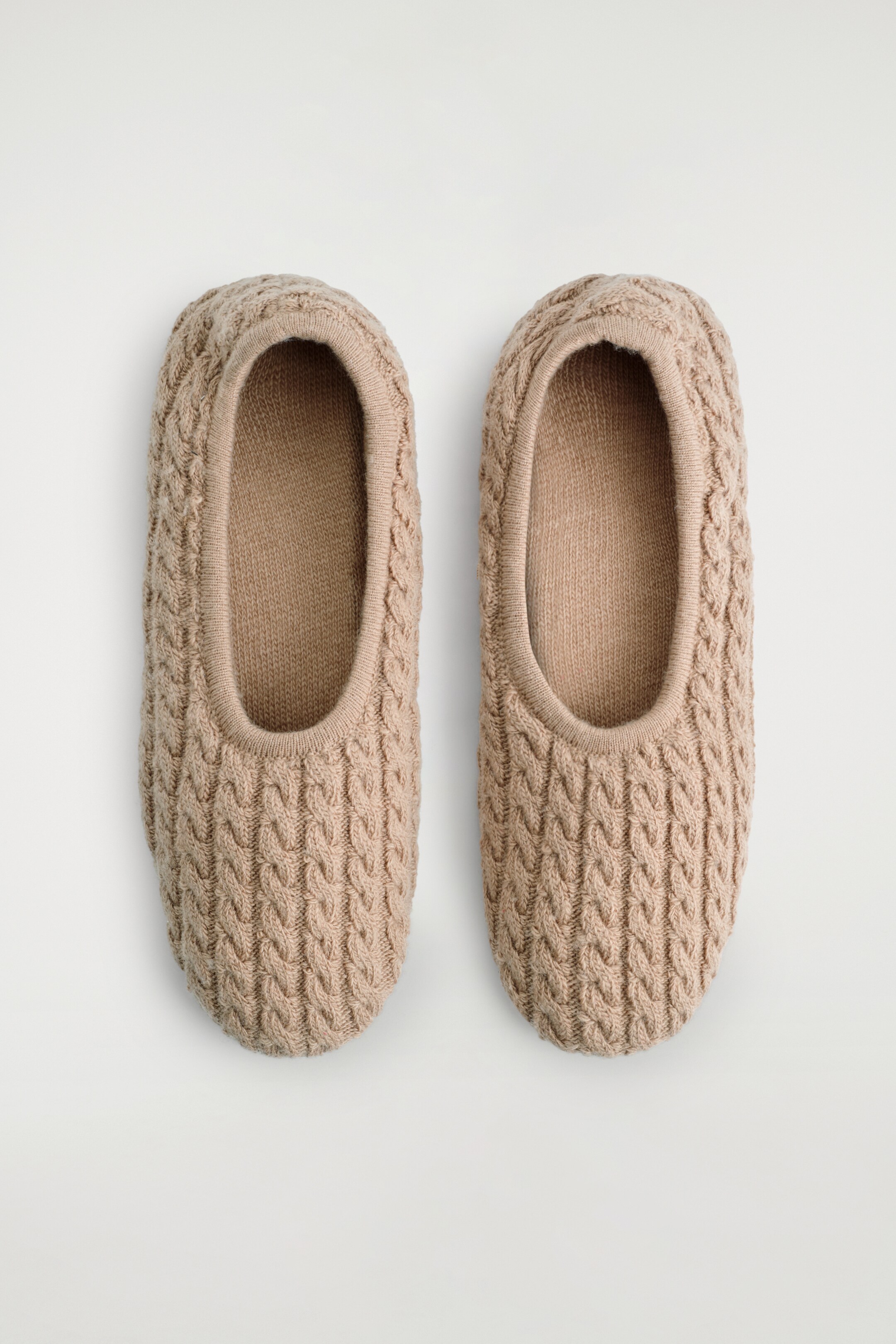 View larger image: CABLE-KNIT SLIPPERS - BEIGE - Ladies | H&M GB 4