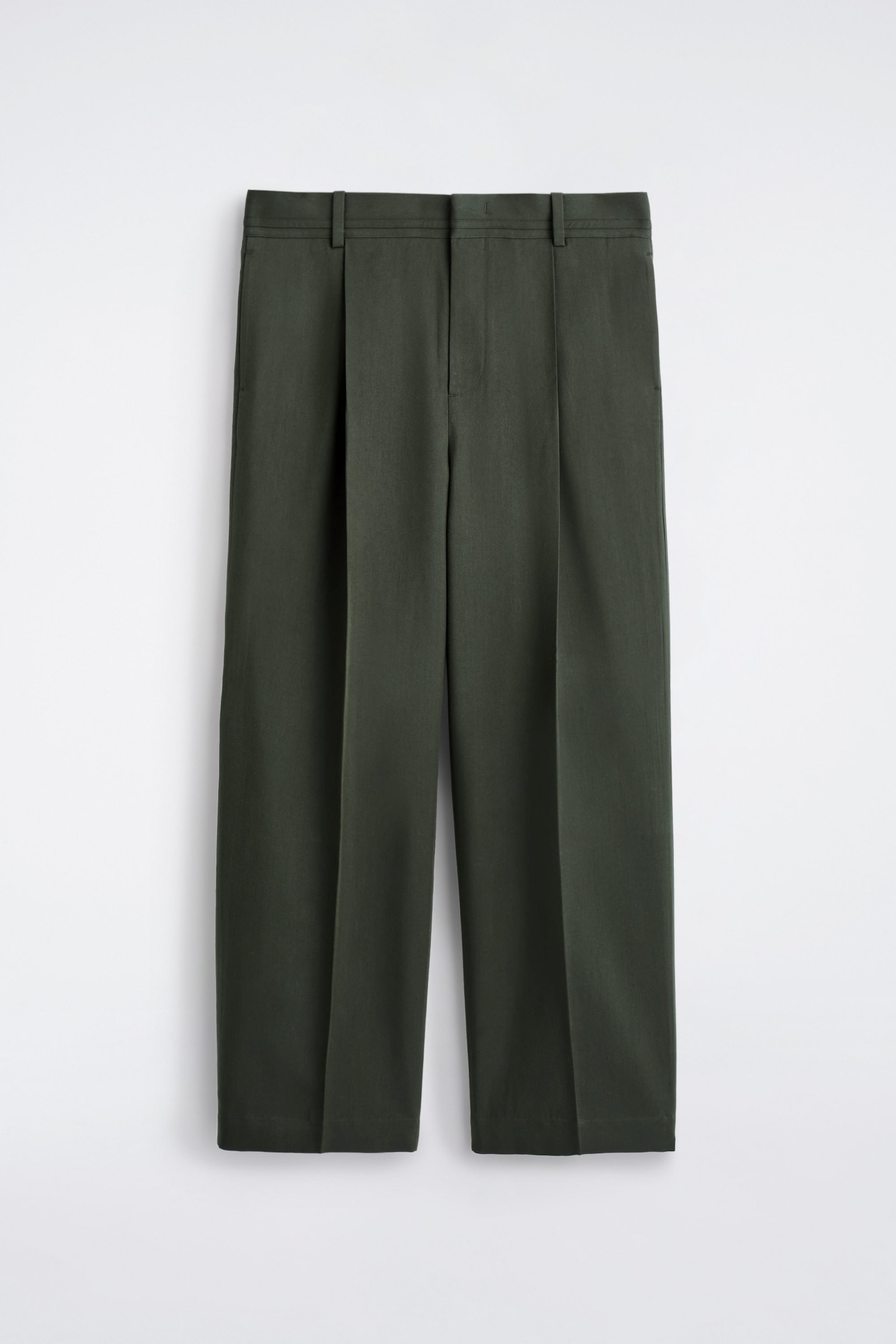 PLEATED WIDE-LEG TROUSERS