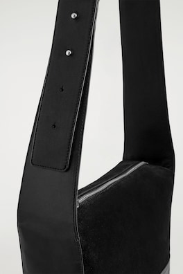 AGENDA SHOULDER BAG - LEATHER — BLACK 1