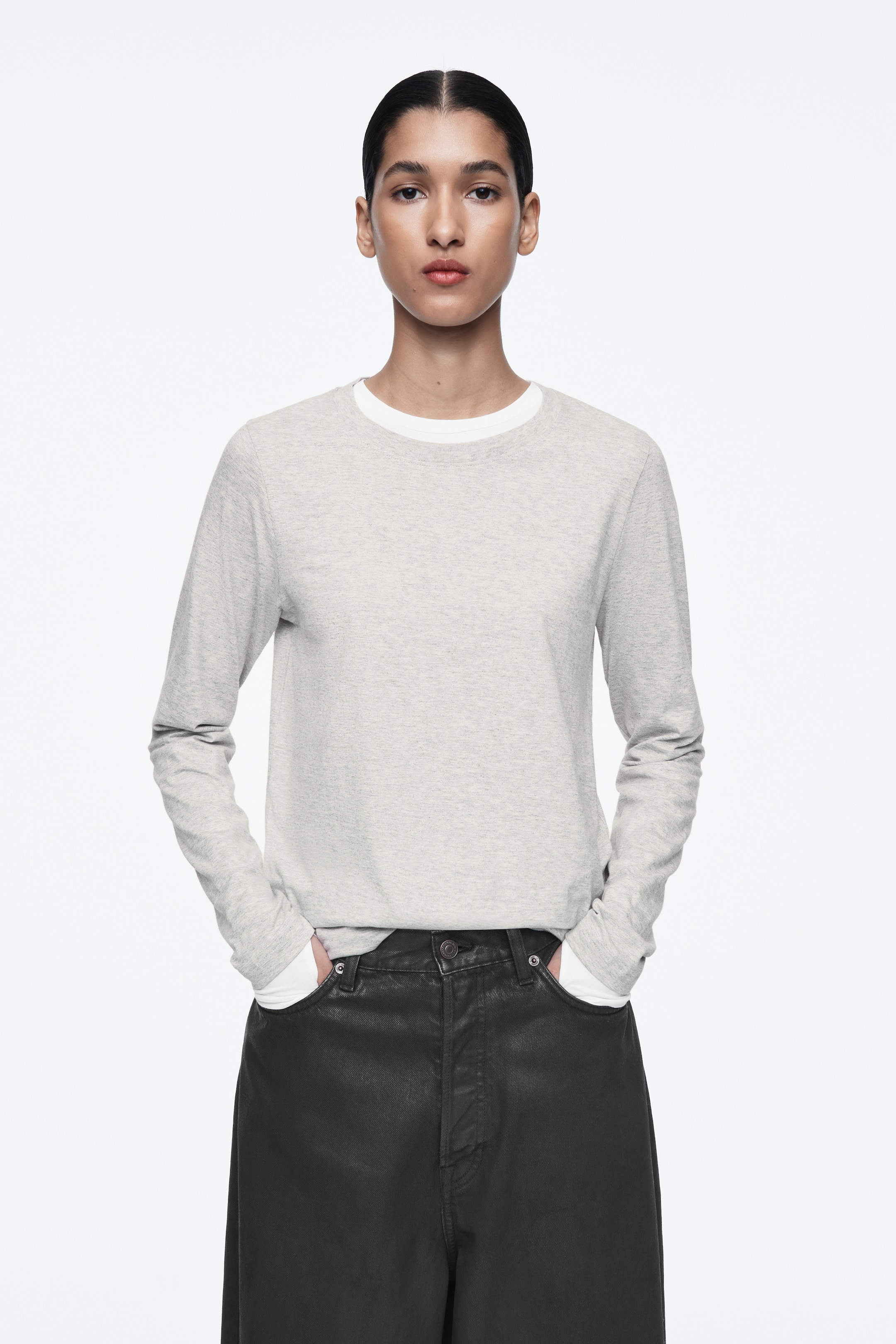 Zobacz większy obraz: T-SHIRT 24/7 Z DŁUGIM RĘKAWEM - JASNOSZARY - ONA | H&M PL 1