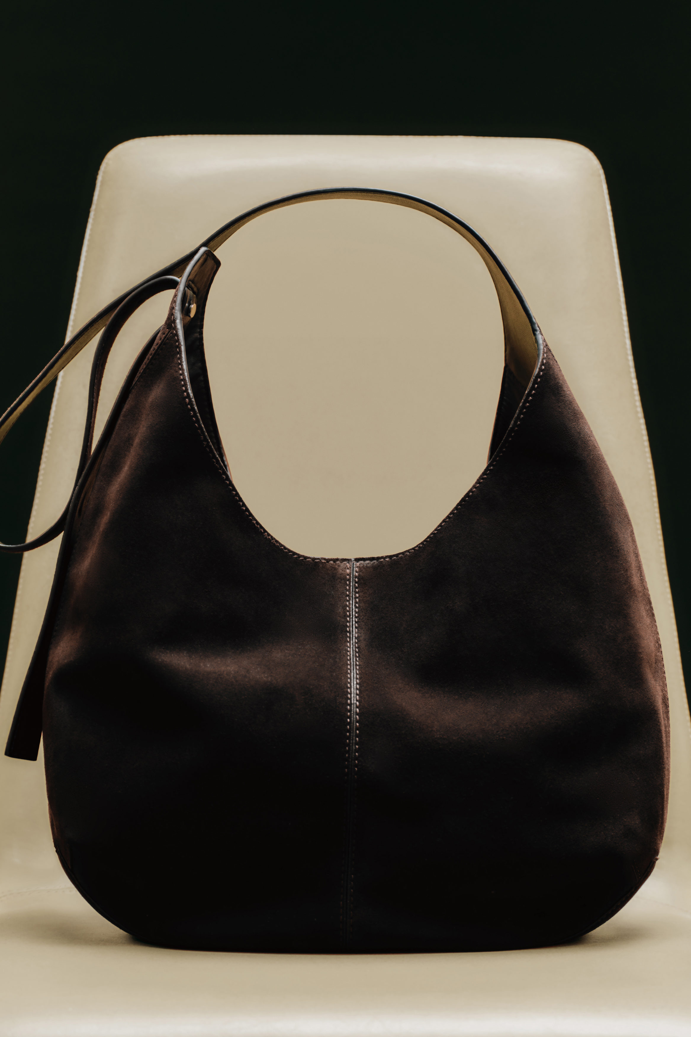 KNOLL SHOULDER BAG - SUEDE - EBONY | COS US
