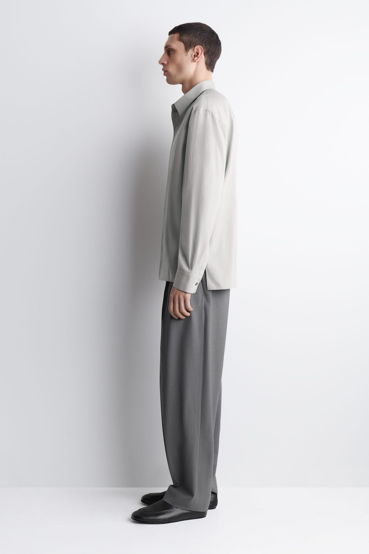 TAILORED COTTON SHIRT — DOVE GREY
