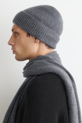 PURE CASHMERE BEANIE — DARK GREY 3