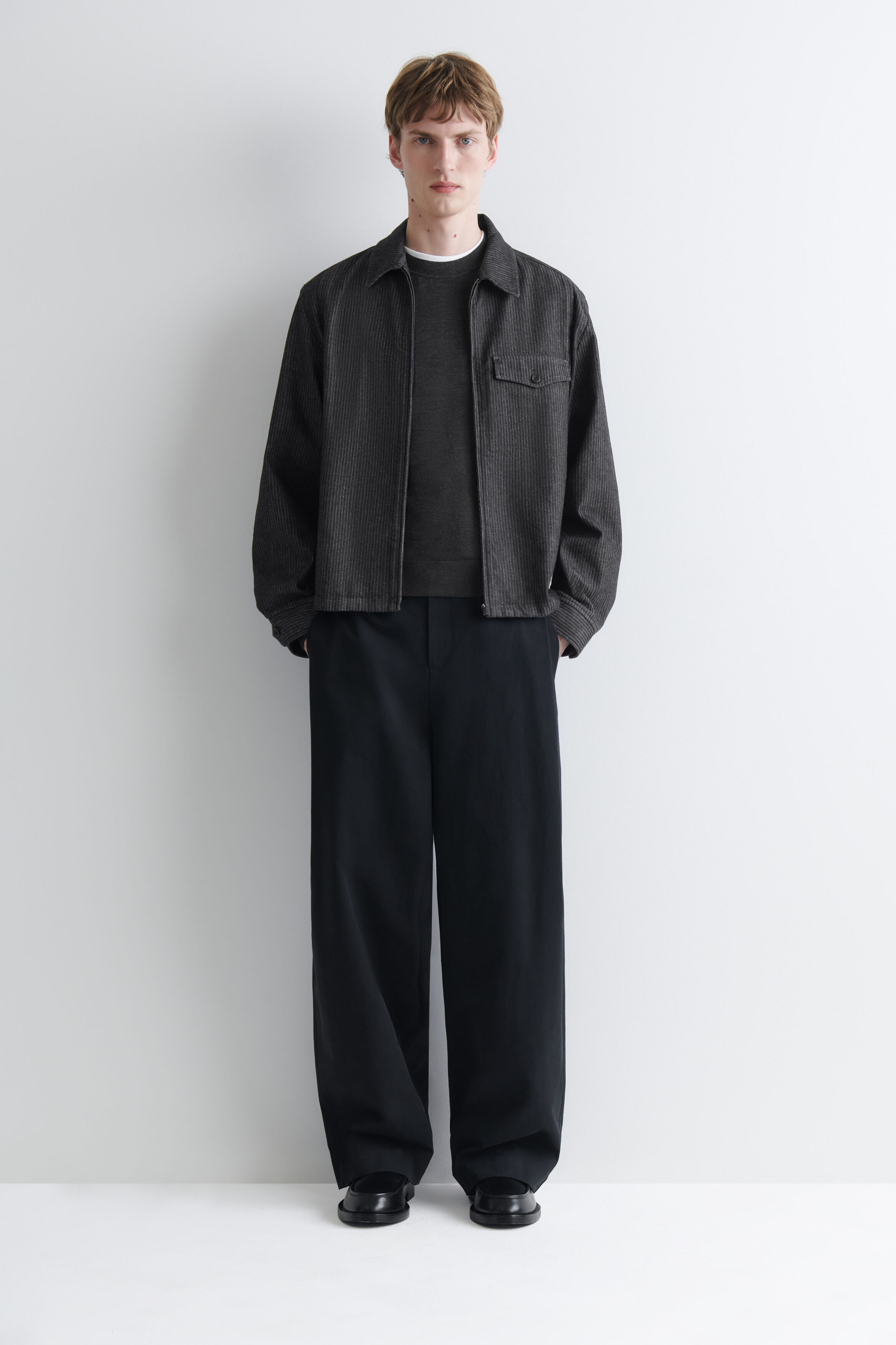 THE CLASIK 24aw 46 美品　OVERSHIRT PINSTRIPED DENIM ZIP-UP OVERSHIRT - BLACK / PINSTRIPED | COS US