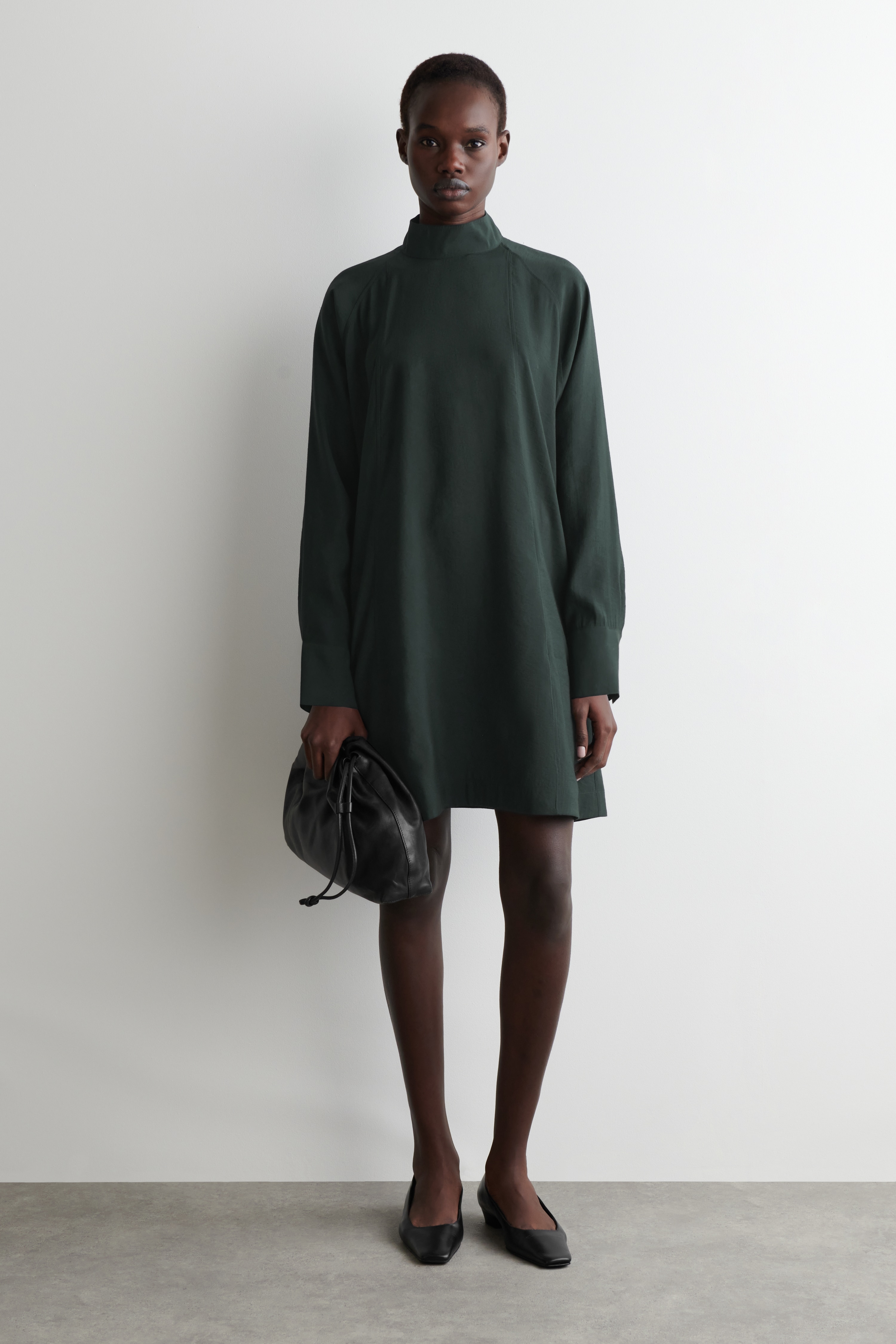 BATWING-SLEEVE MINI DRESS - BLACK