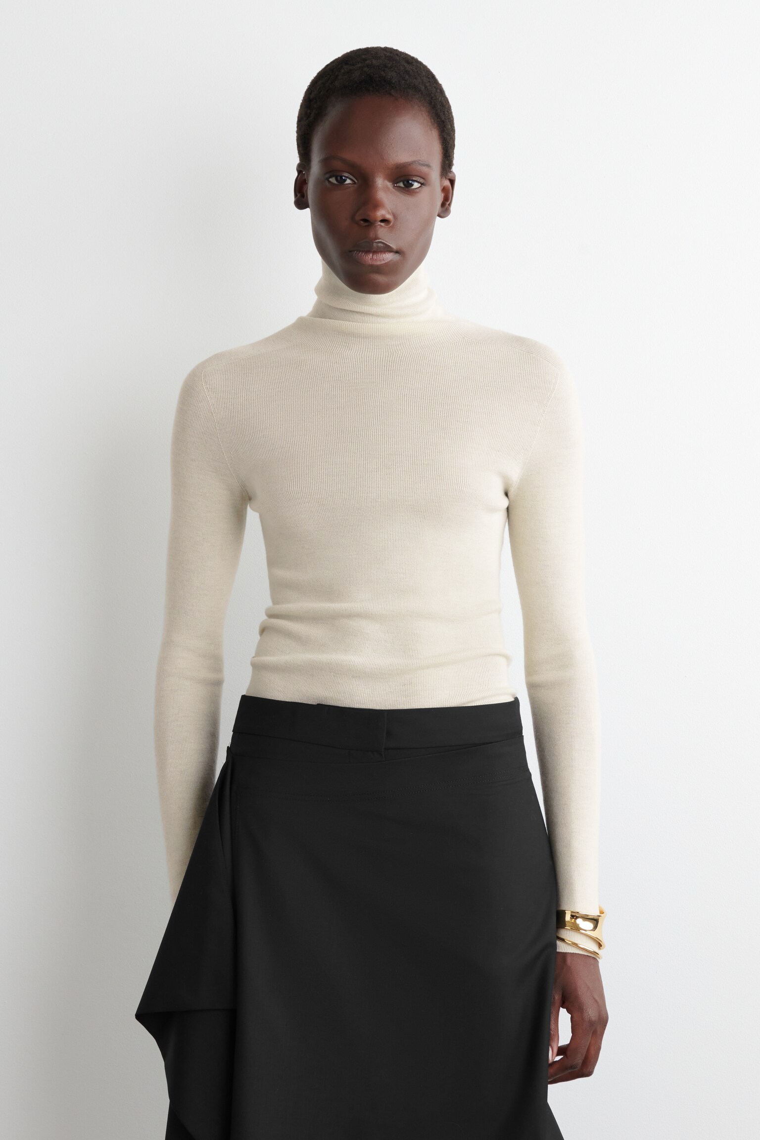 JERSEY FINO DE LANA SIN COSTURAS CON BRILLOS - CREMA/NEGRO/TOPO - 1