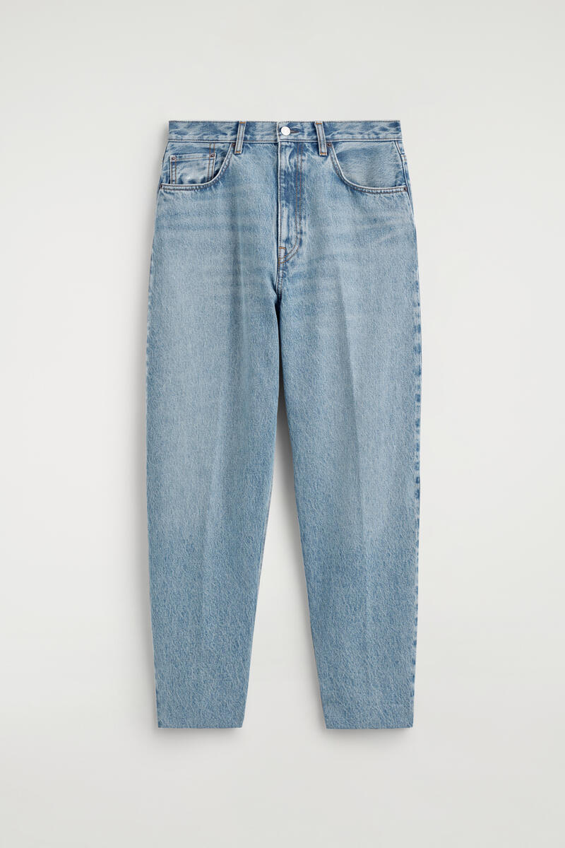 Umbra Tapered Jeans