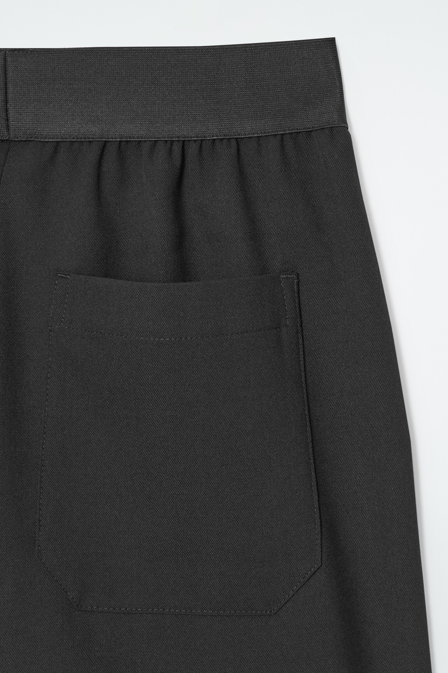 ELEGANTE WOLLHOSE MIT ELASTISCHEM BUND - SCHWARZ - 2