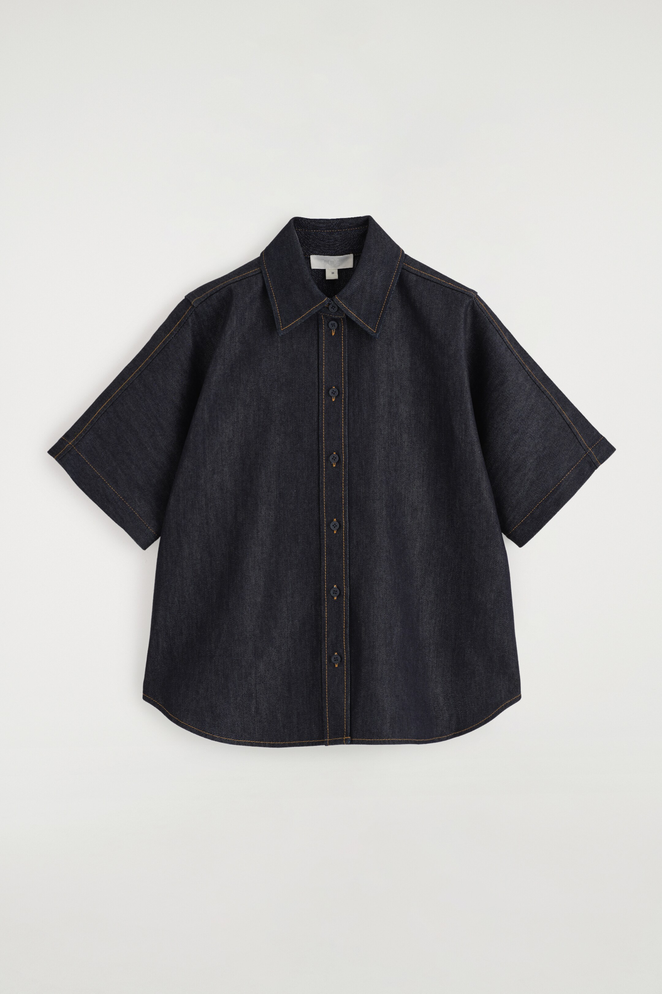 Vezi imaginea mai mare: Cămașă din denim cu mâneci scurte și croială lejeră - INDIGO - FEMEI | H&M RO 6
