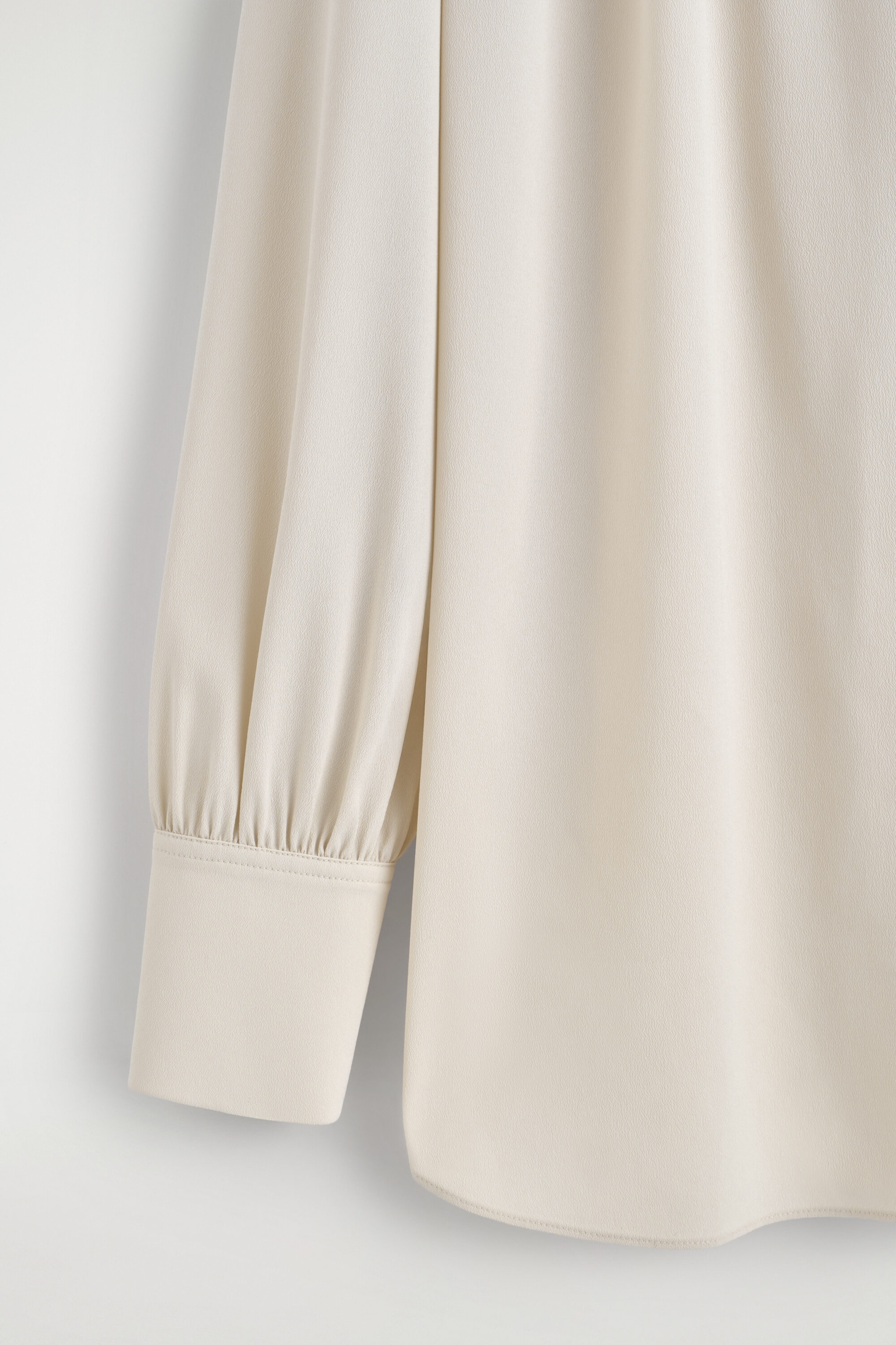 StillMedia/DescriptiveDetail