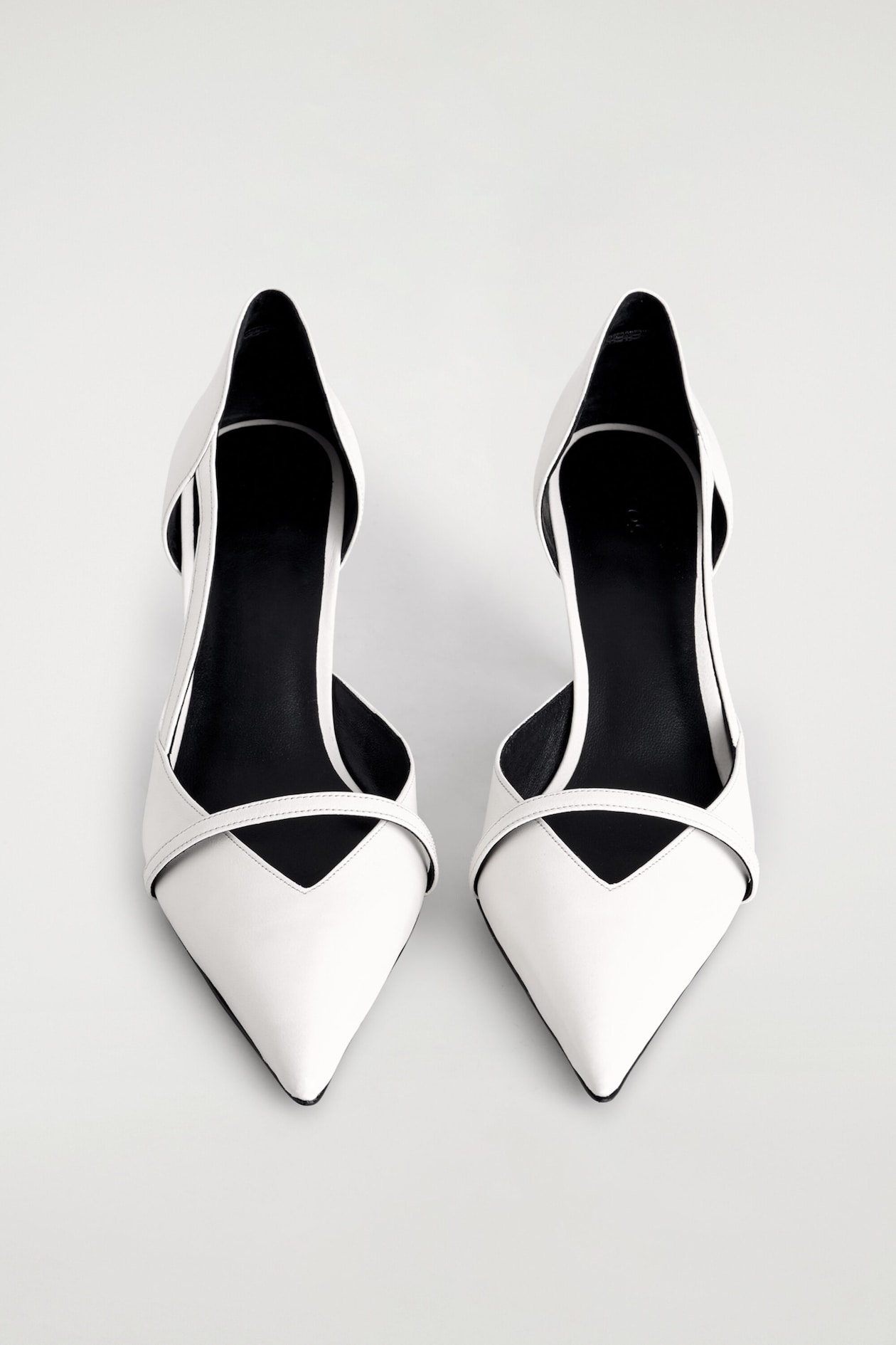 STRAP-DETAIL LEATHER PUMPS — WHITE