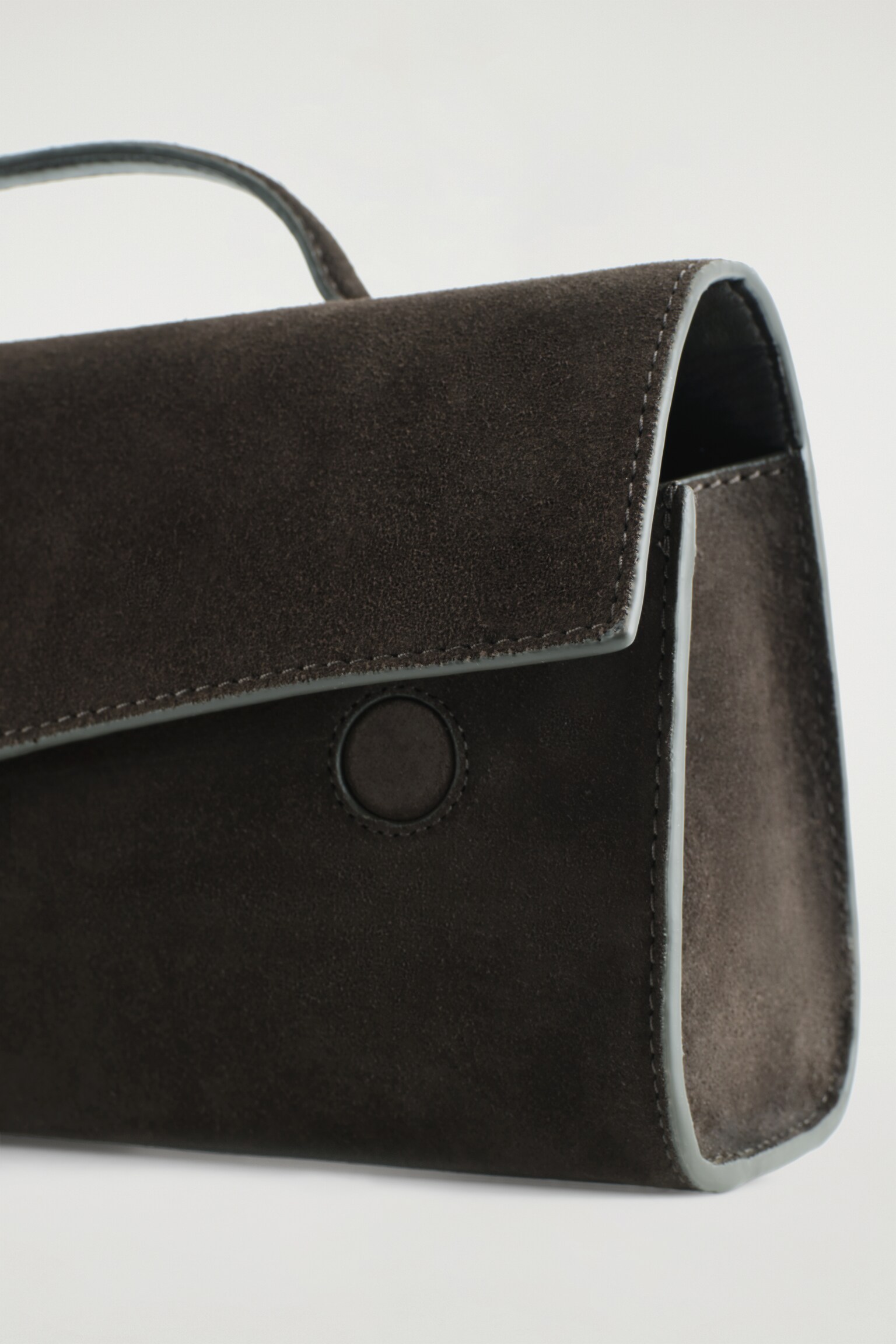 GALLERY CLUTCH – VELOURSLEDER - DUNKELBRAUN/SCHWARZ - 5