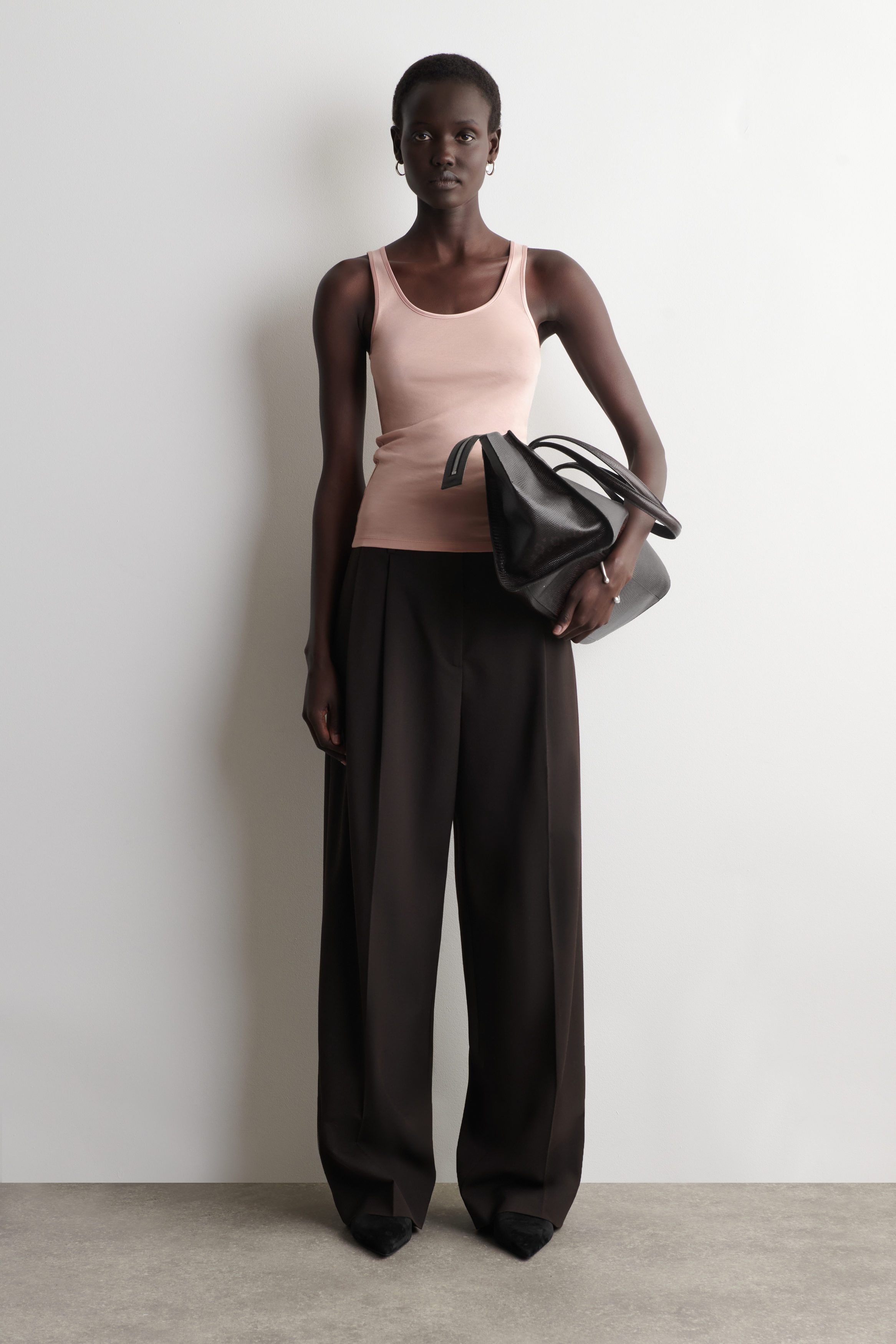 【kyon.01 】AMERI CLARA SATIN TANK TOP CLARA SATIN TANK TOP