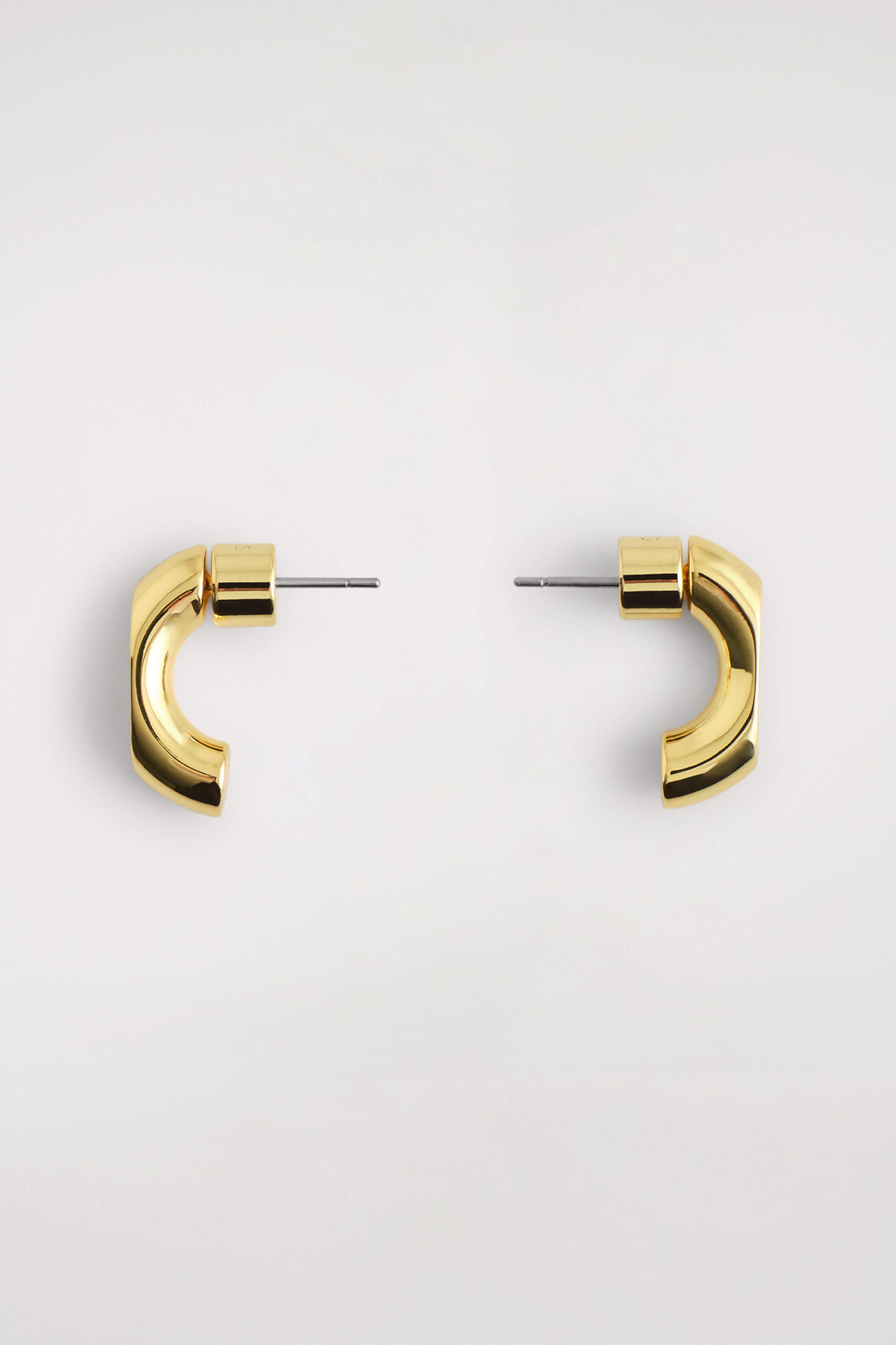 Visa större bild: HOOPS MED FACETTERADE KANTER - GULD - DAM | H&M SE 3