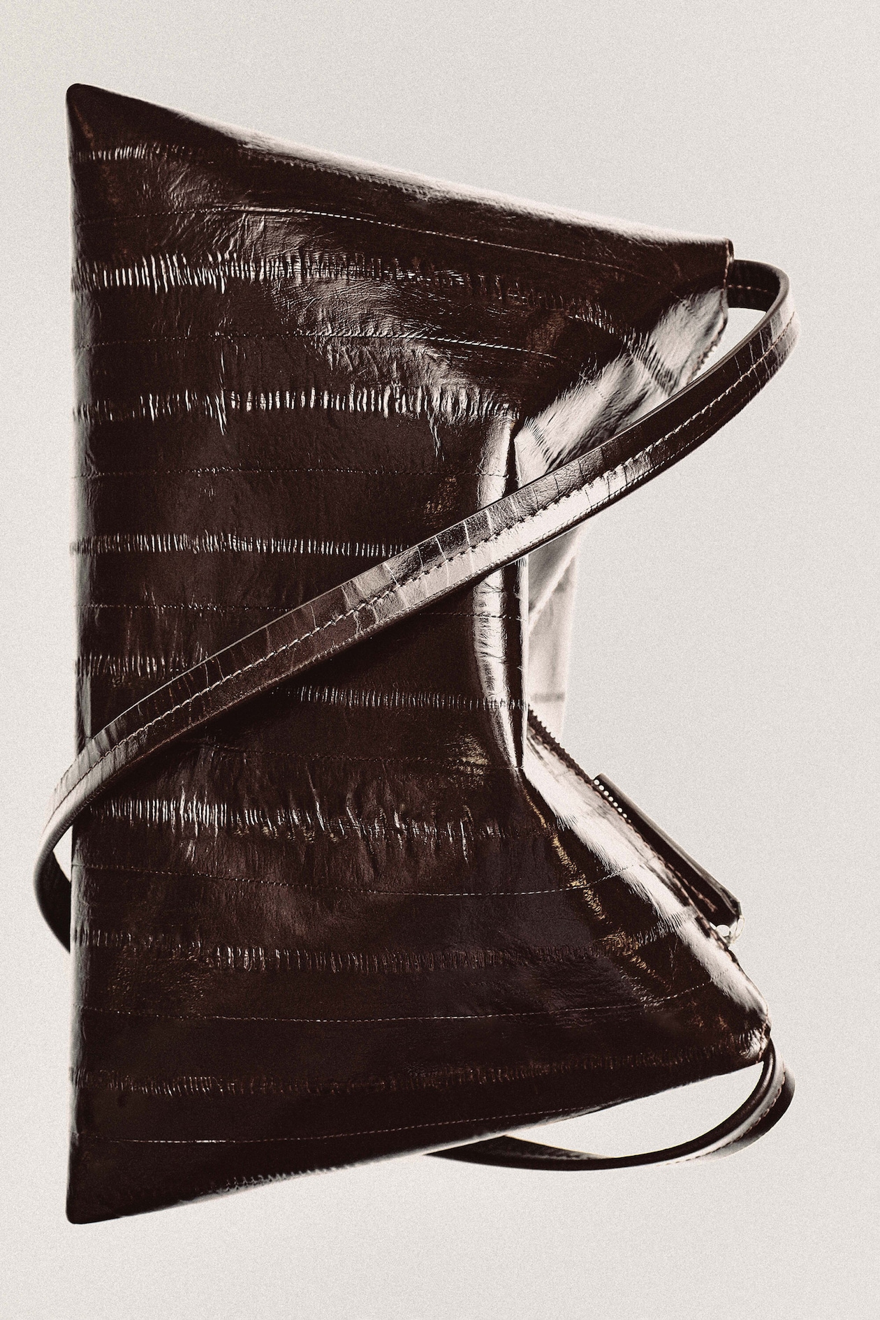 PAVILION SHOULDER BAG - EEL-EFFECT LEATHER — BROWN
