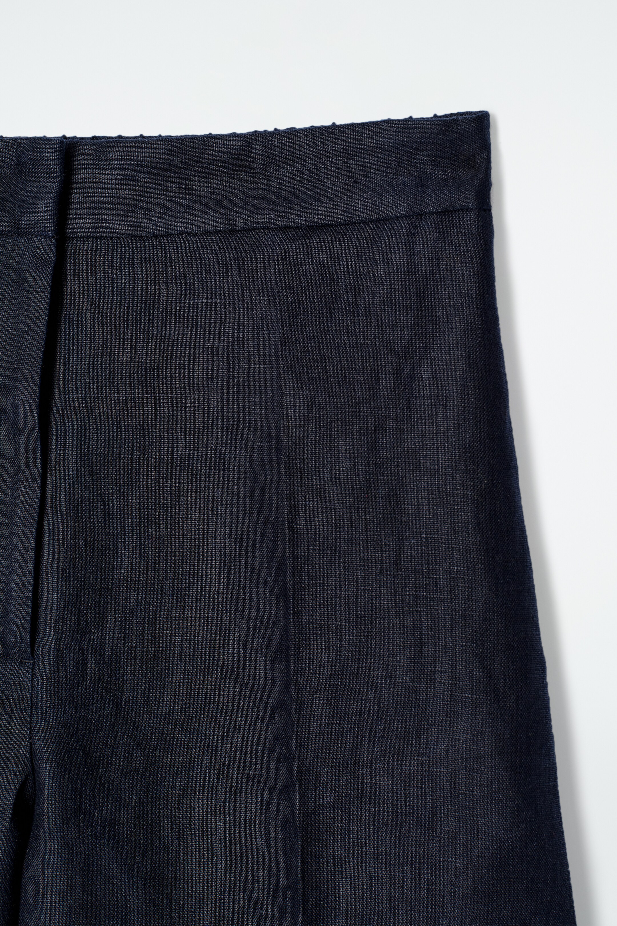 Zobrazit větší obrázek: Sako s elastickým pasem z lnu - TMAVĚ MODRÁ - ŽENY | H&M CZ 6