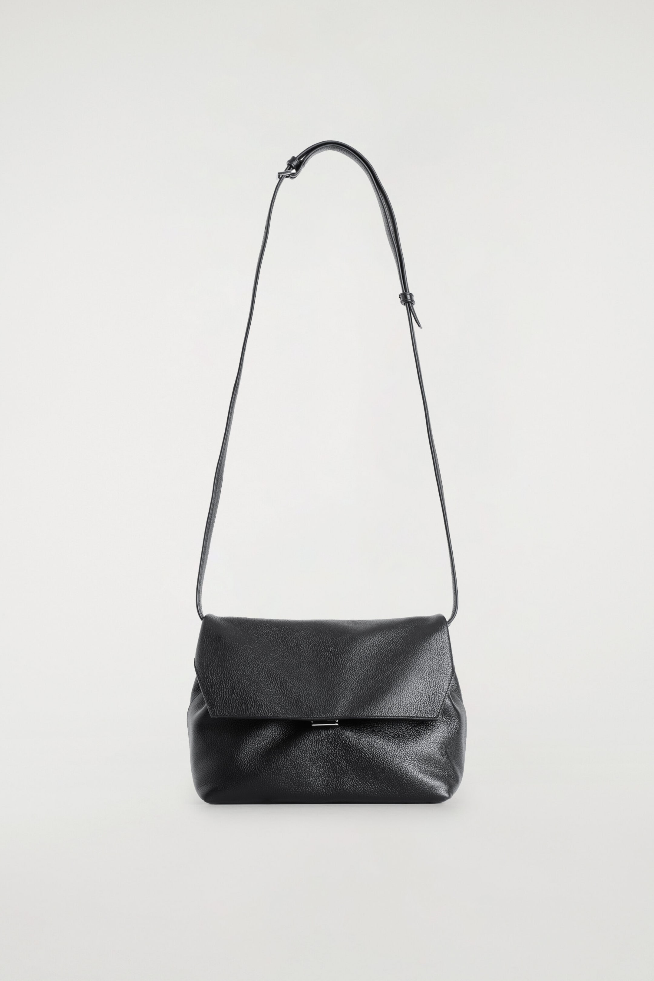 TRULLO CROSSBODY FLAP BAG - LEATHER