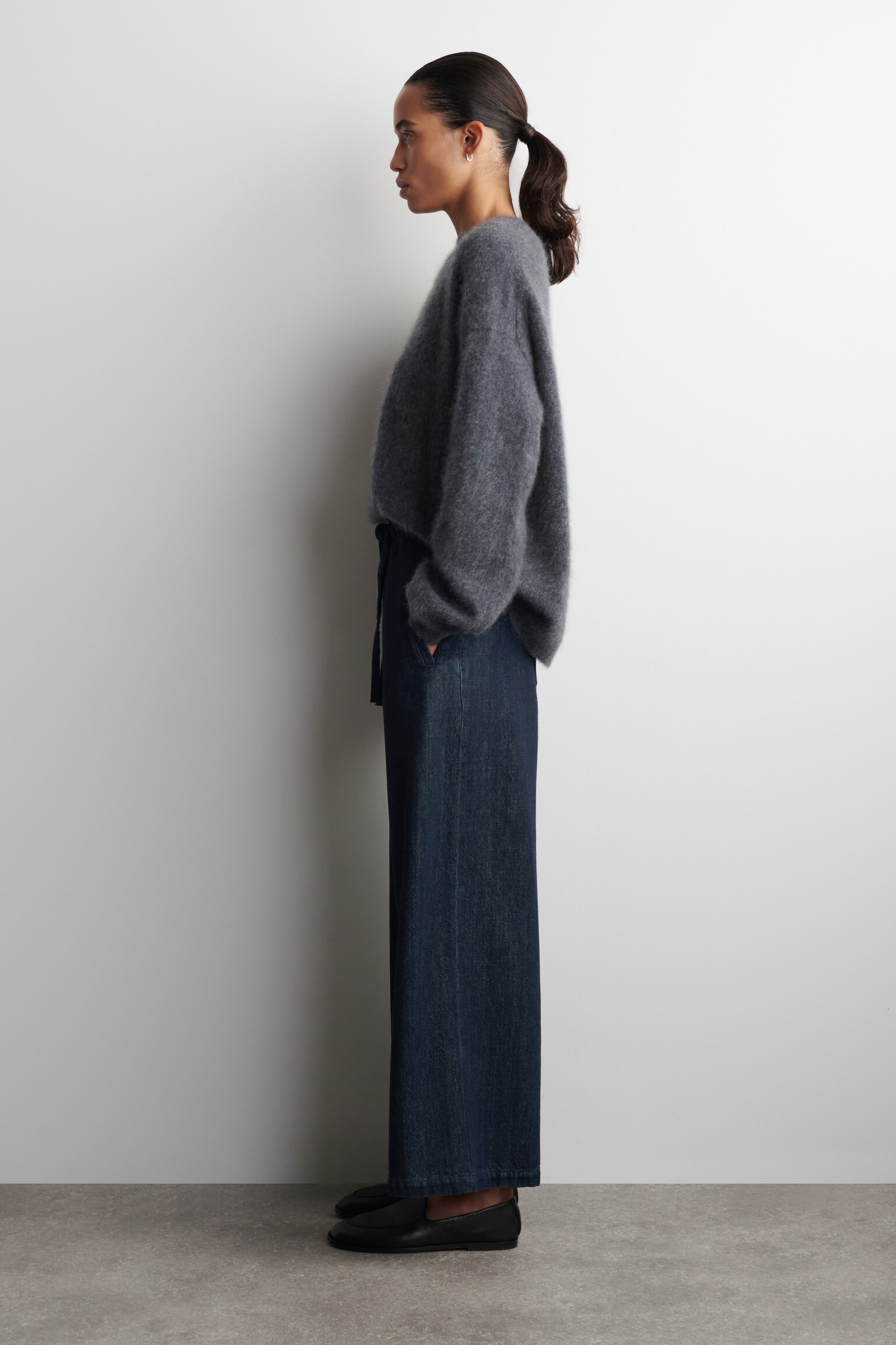 PANTALONI IN DENIM CROPPED A GAMBA LARGA - BLU SCURO/ÉCRU - 7