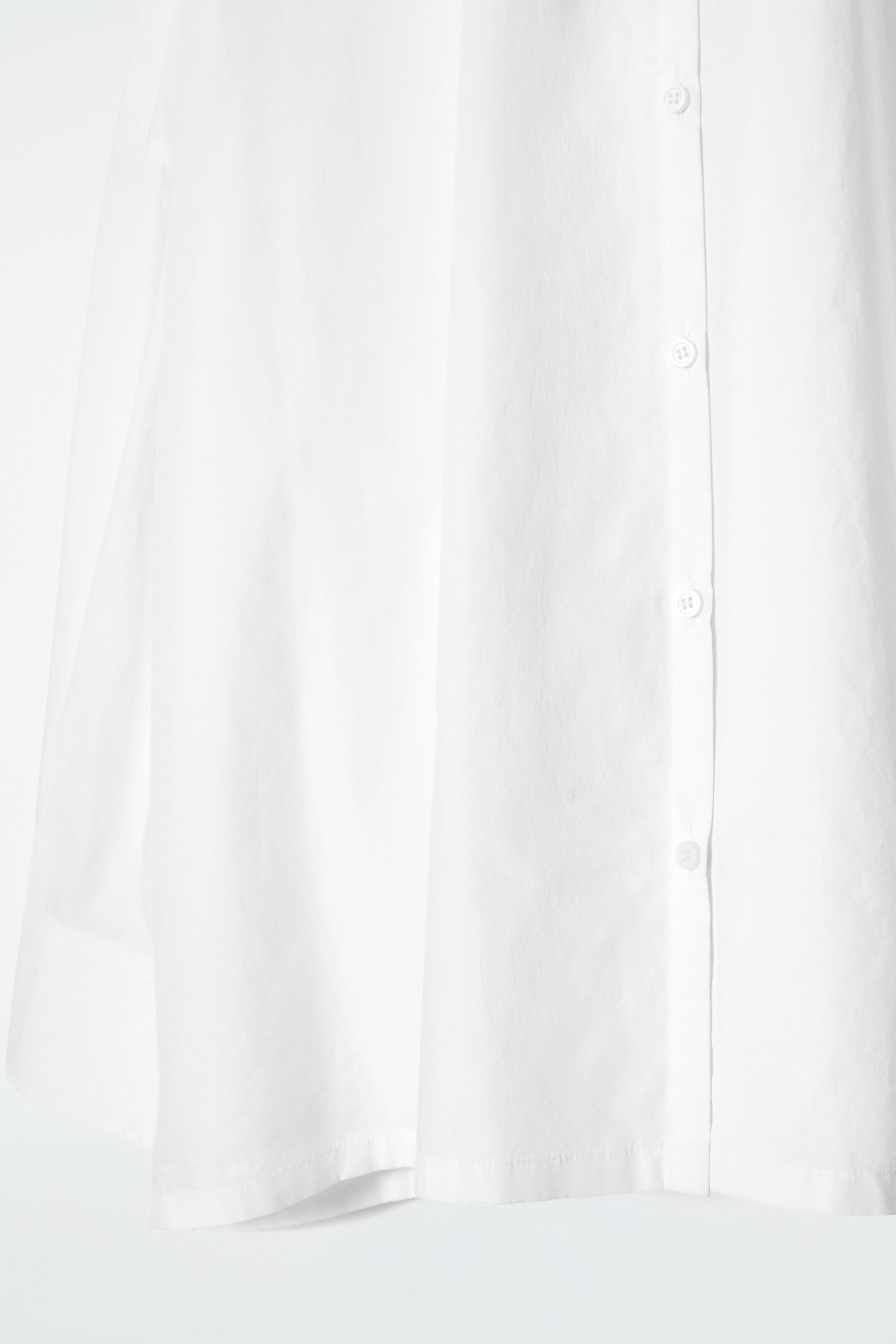 Ver imagen más grande: CAMISA ALGODÓN PLISADA EN LA ESPALDA OVERSIZE - CRUDO - MUJER | H&M ES 9