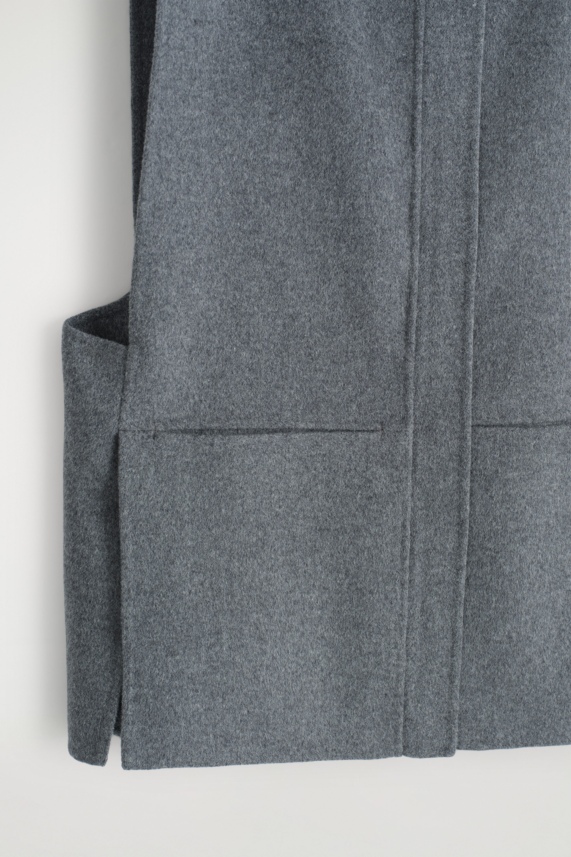 Na.e♡新品タグ付き！Standard Wool Vest(charcoal) Charcoal Grey Stretch Wool Vest - A.i. Perfect Fits