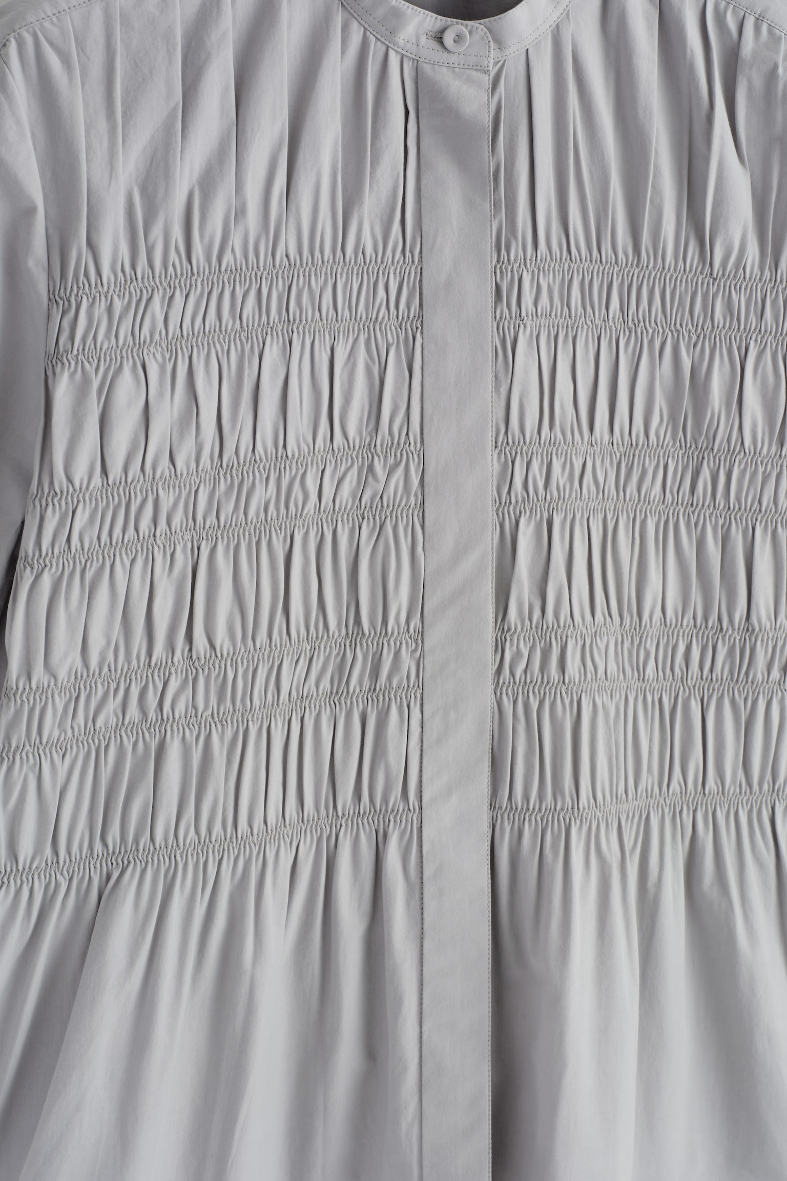 NABÍRANÁ BAVLNĚNÁ HALENKA - SVĚTLE ŠEDÁ/BÍLÁ - 3