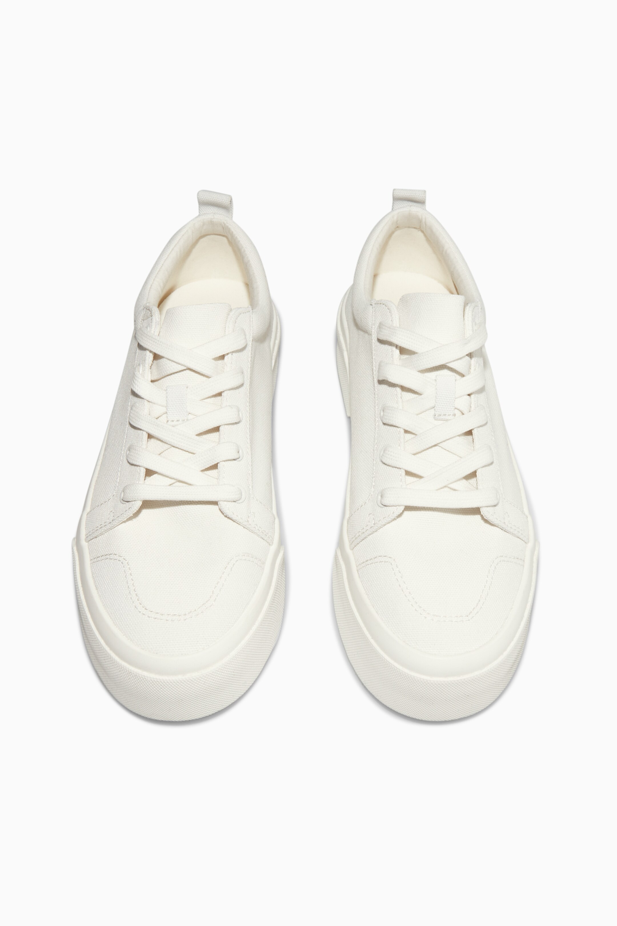 Visa större bild: SNEAKERS I CANVAS MED TJOCK SULA - VIT - DAM | H&M FI 3
