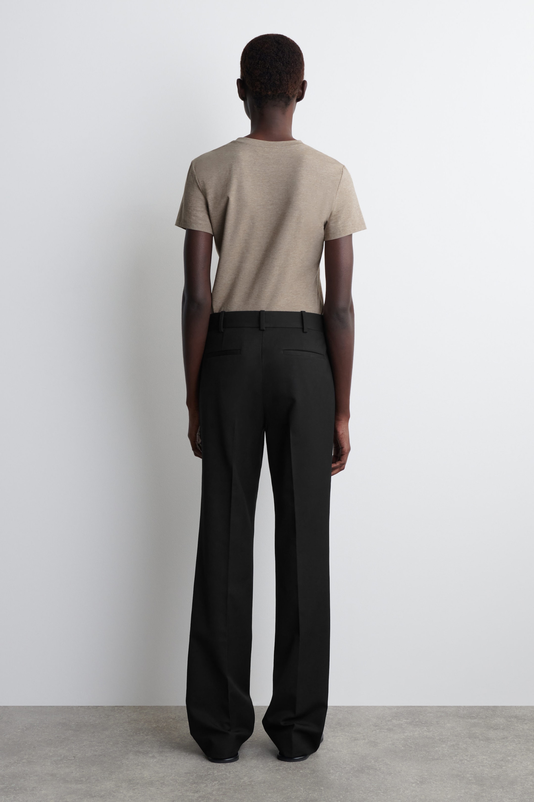 SHRUNKEN T-SHIRT