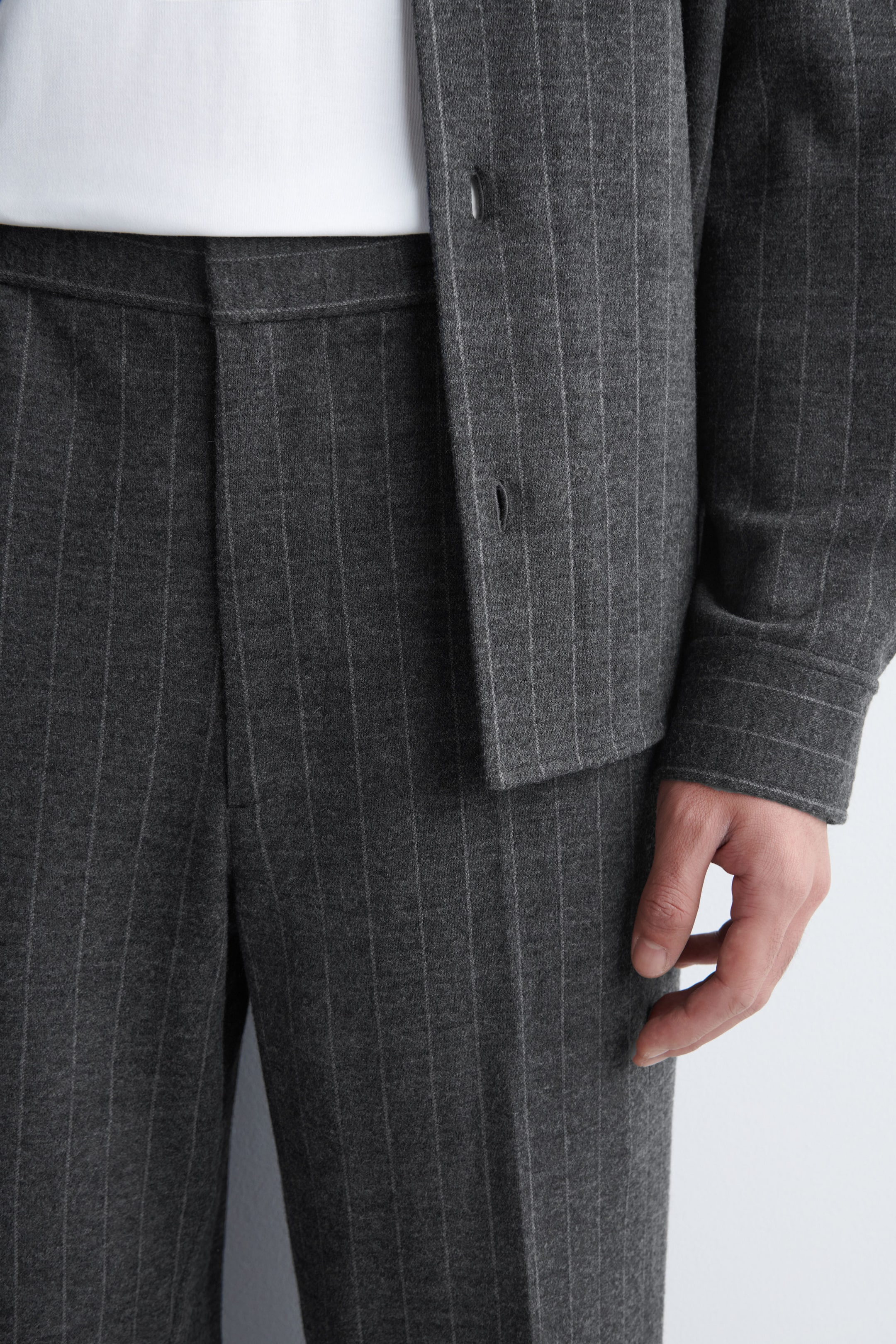 RELAXED ELASTICATED PINSTRIPED PANTS