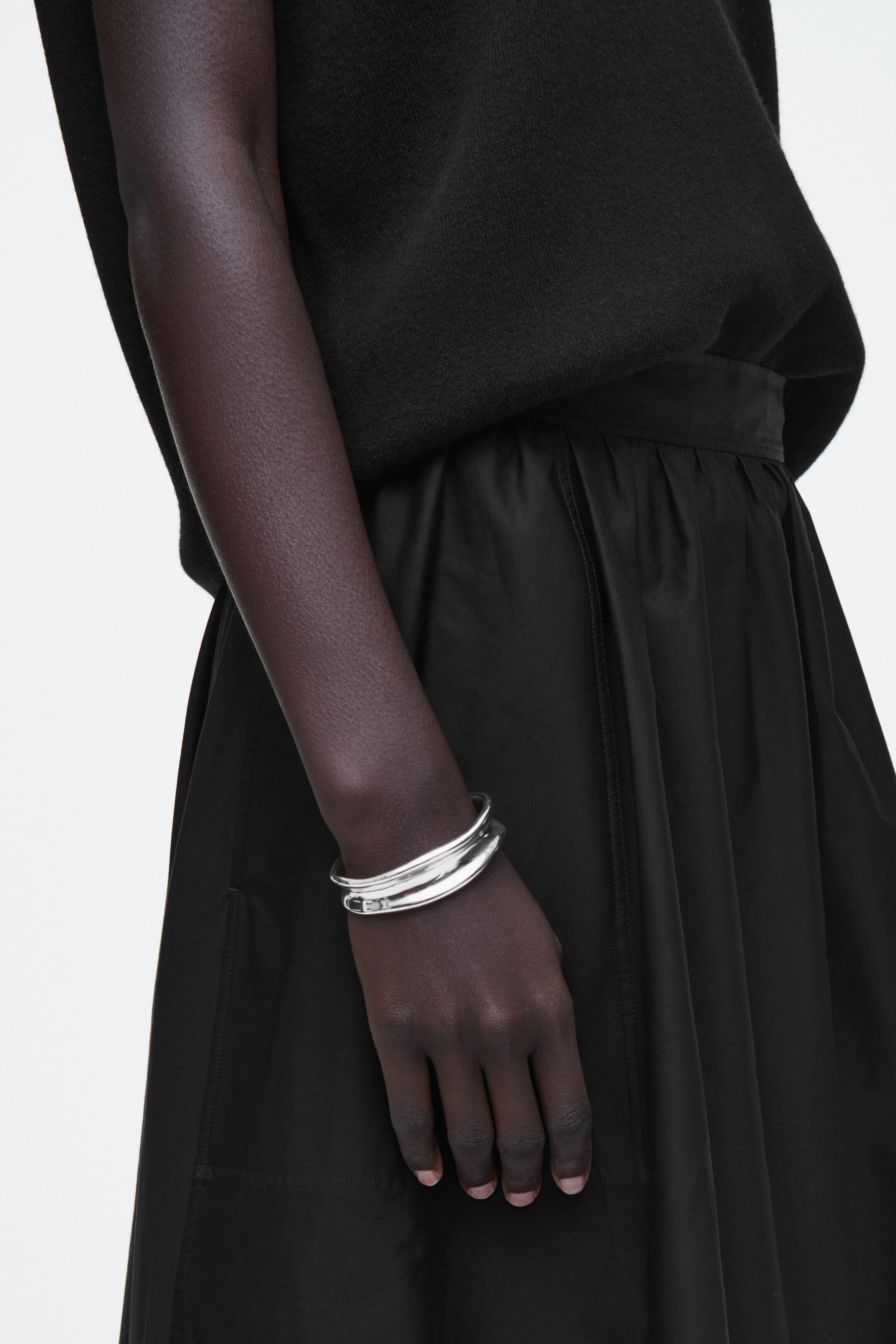 Agrandir l'image: JUPE MIDI TAILLE ÉLASTIQUÉE - NOIR - FEMME | H&M CH 2