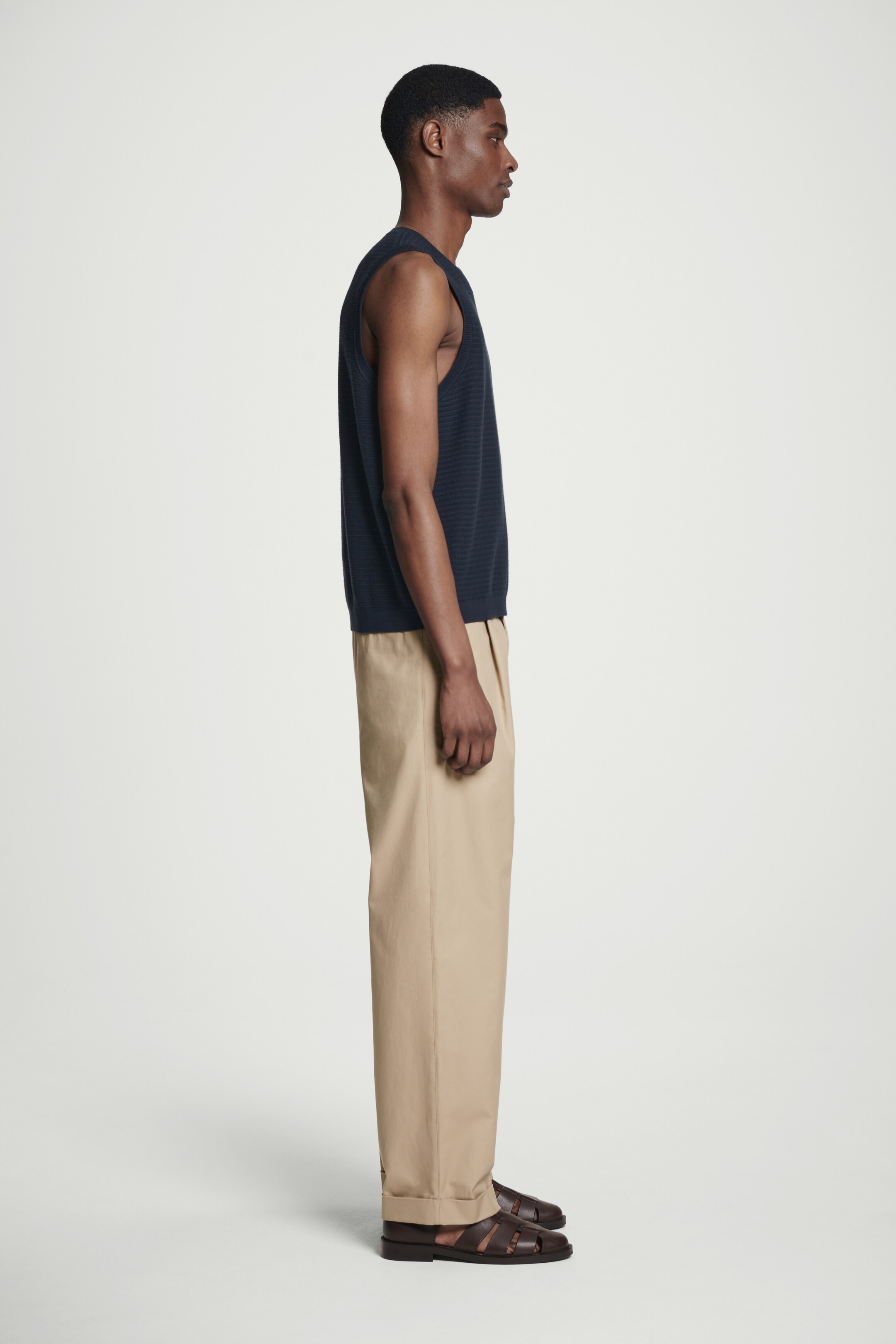 View larger image: TEXTURED KNITTED COTTON TANK TOP - NAVY - Men | H&M GB 3