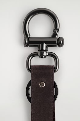 SUEDE KEYRING — BROWN 1