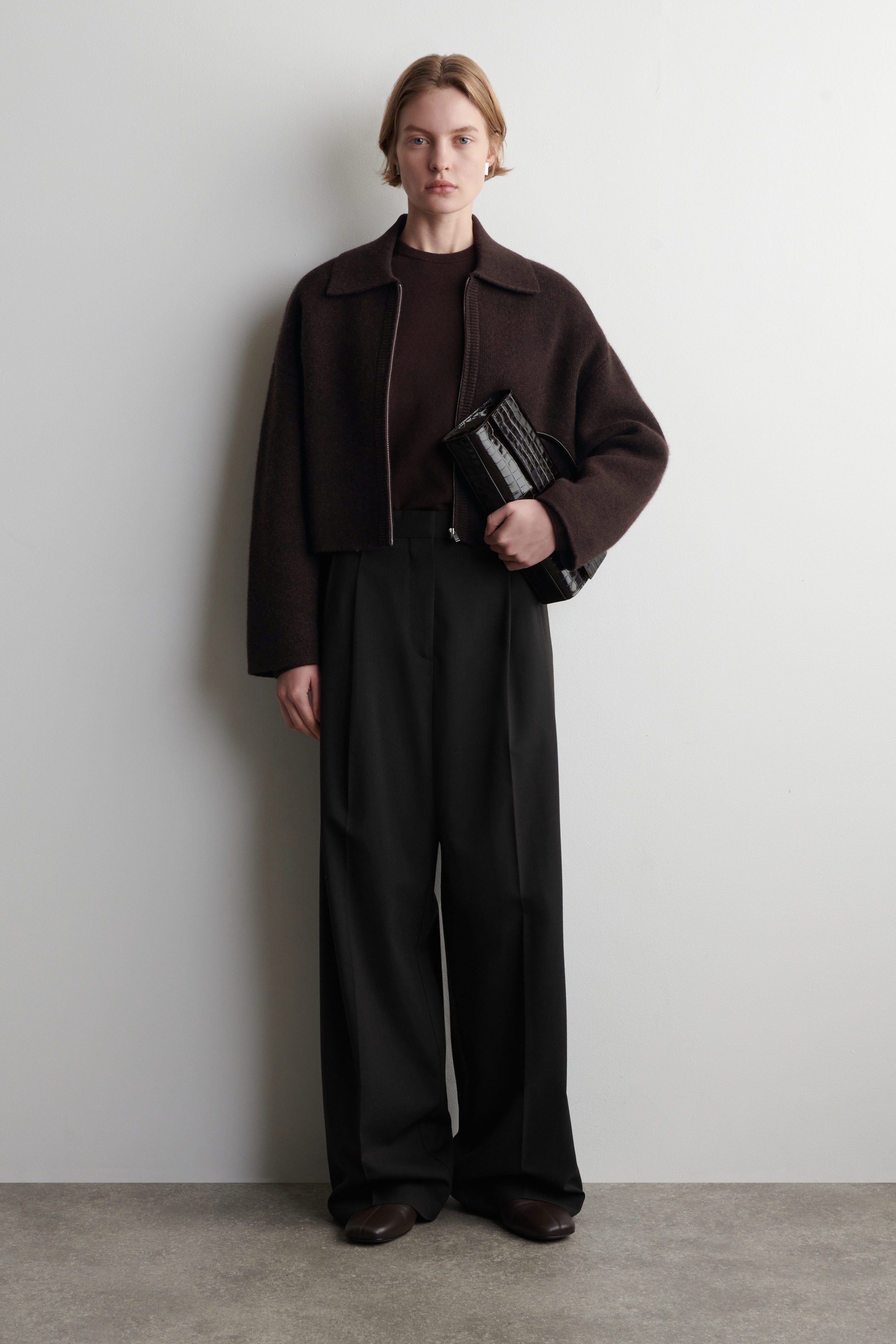 CROPPED KNITTED MERINO WOOL JACKET - DARK-BROWN MÉLANGE | COS US