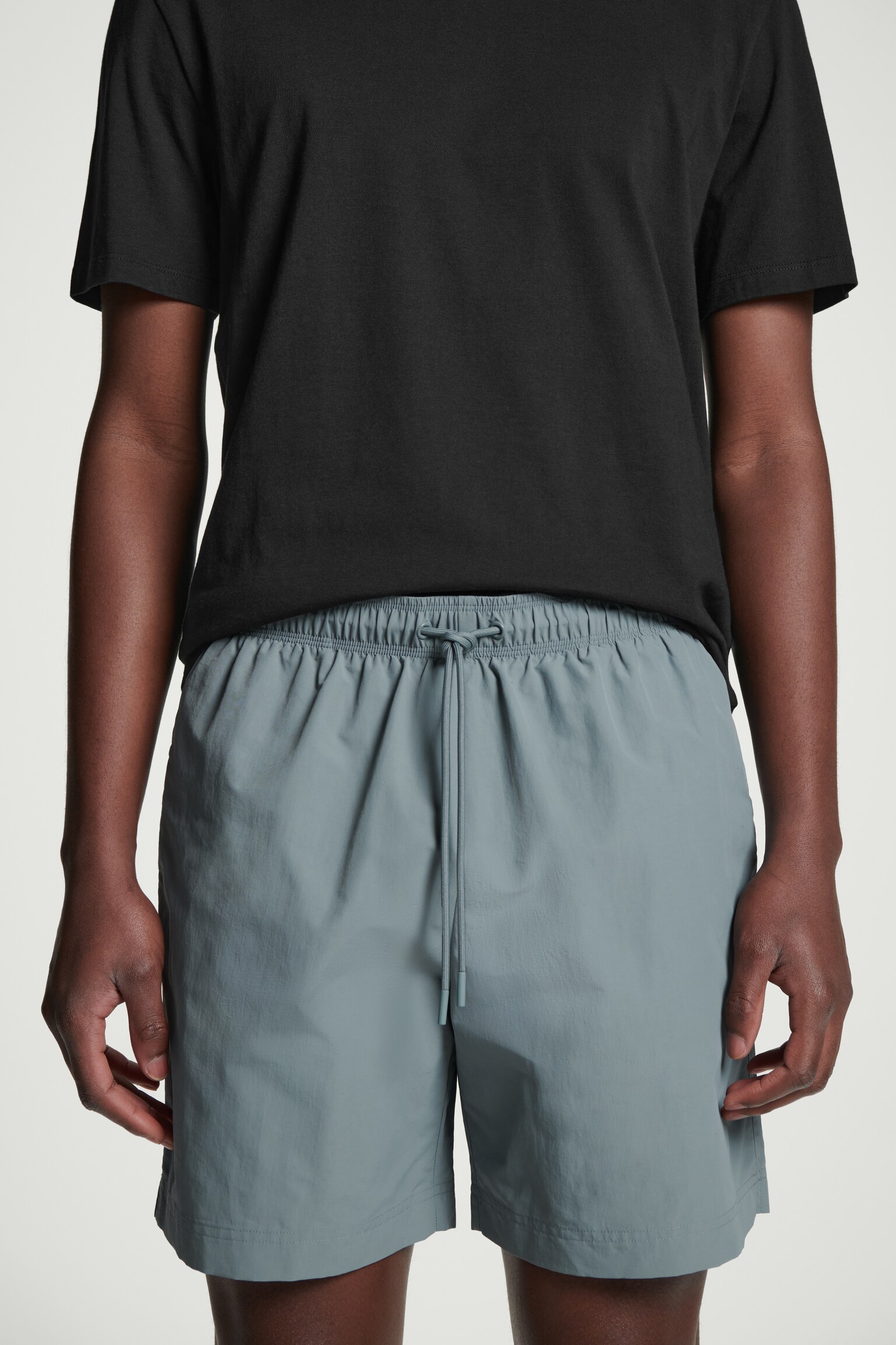 SHORT DE BAIN TAILLE AJUSTABLE NYLON - GRIS/NOIR - 5